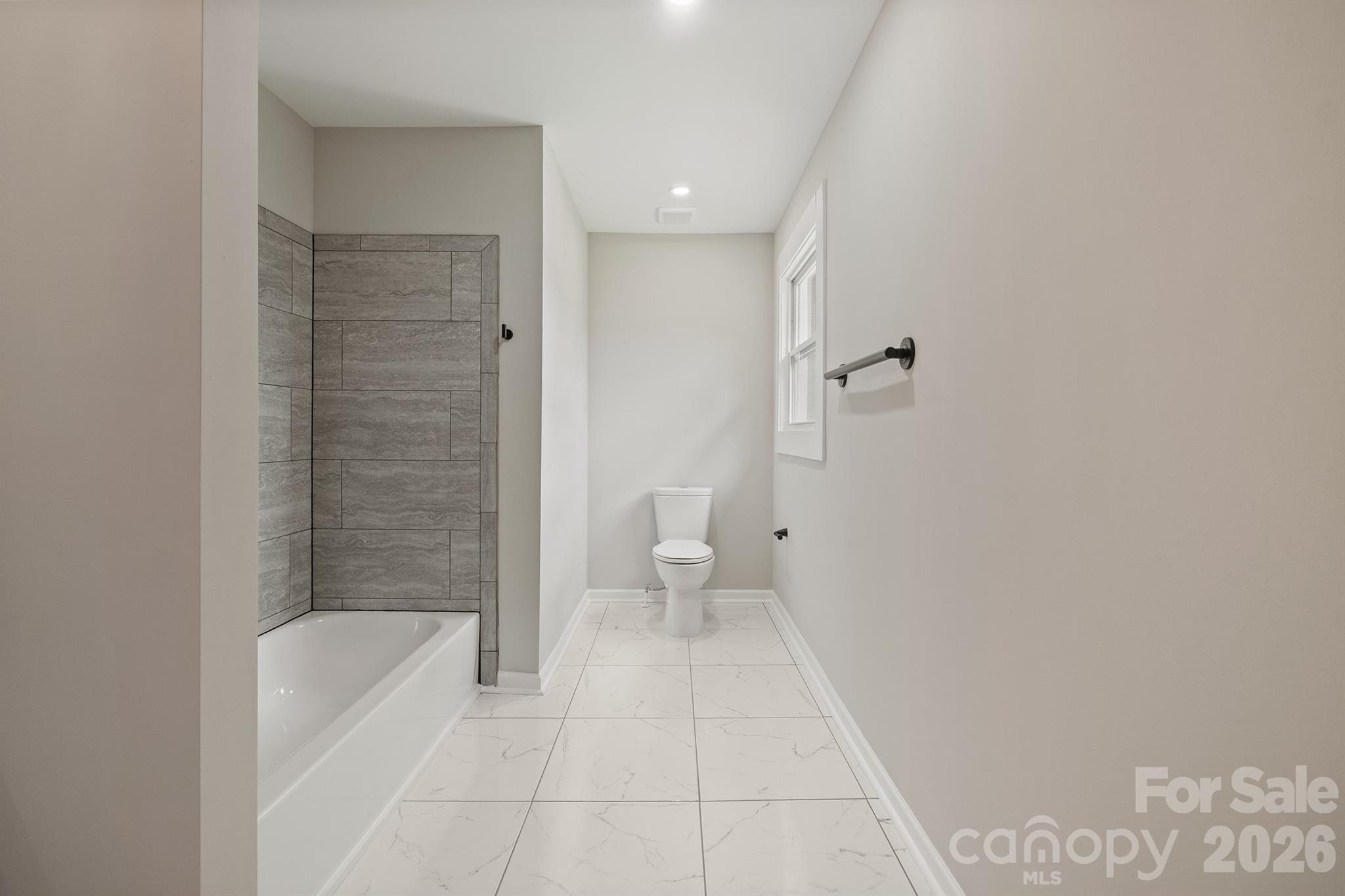 841 Murphy Street Property Photo 27