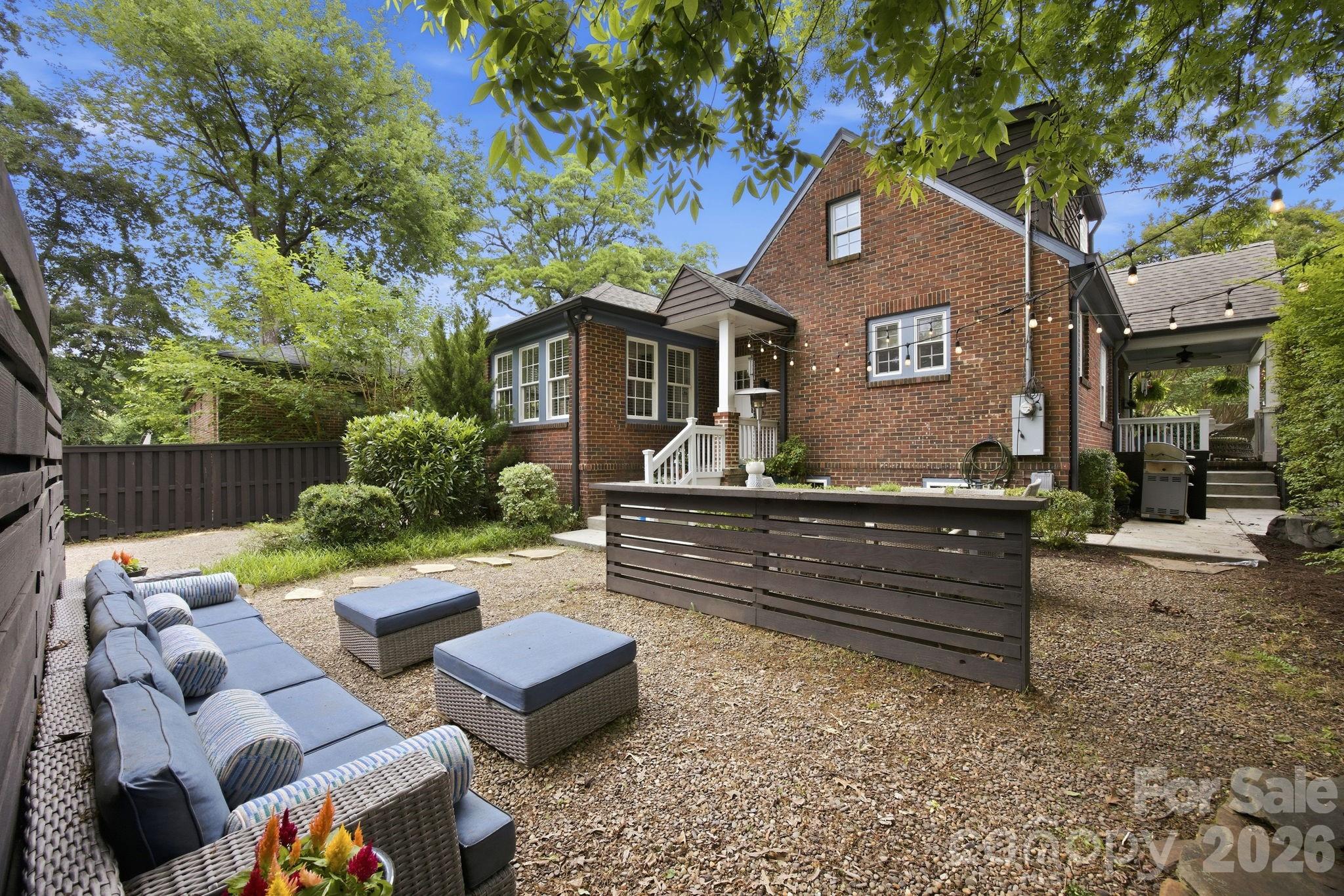 1726 S Mint Street Property Photo 2