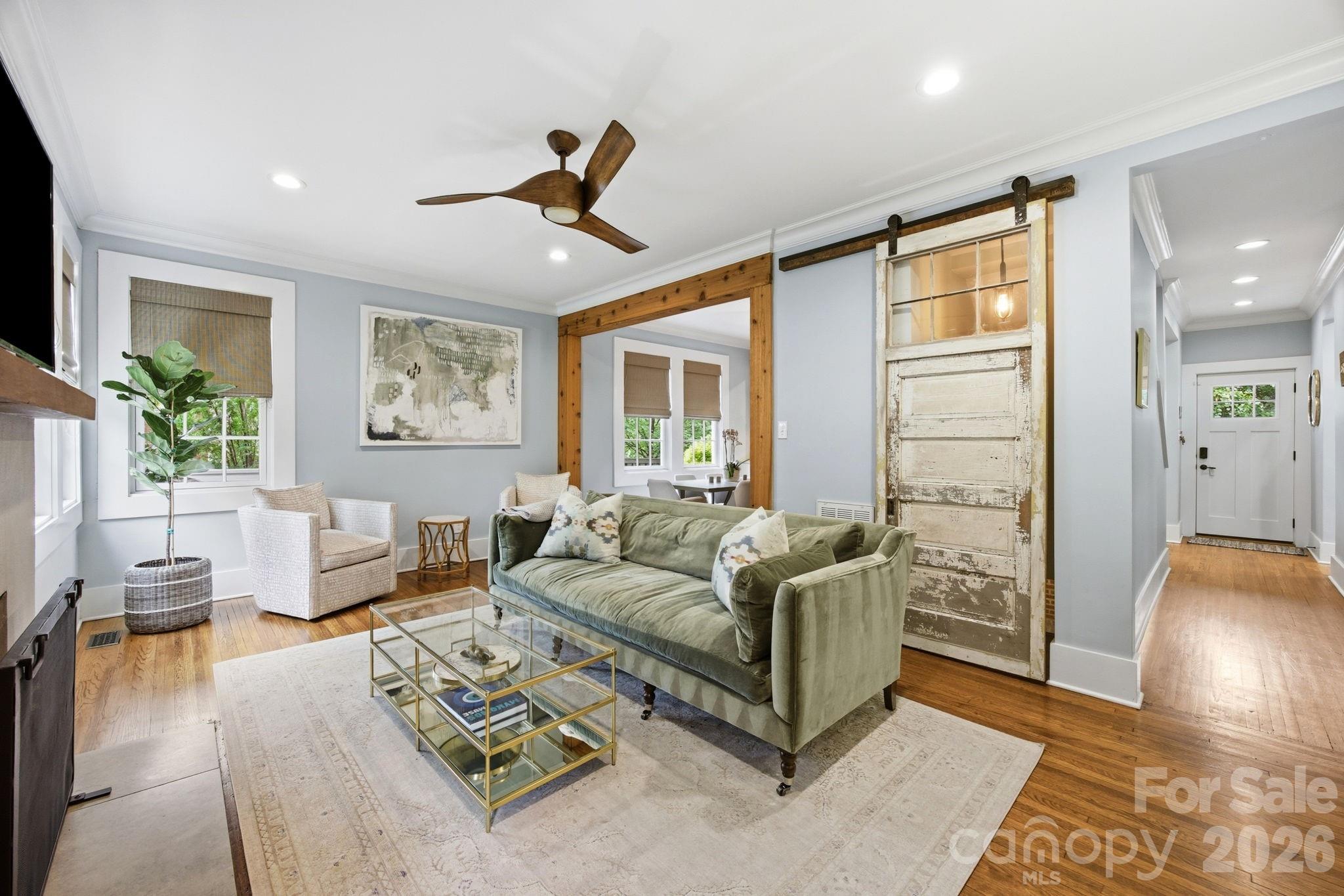 1726 S Mint Street Property Photo 10