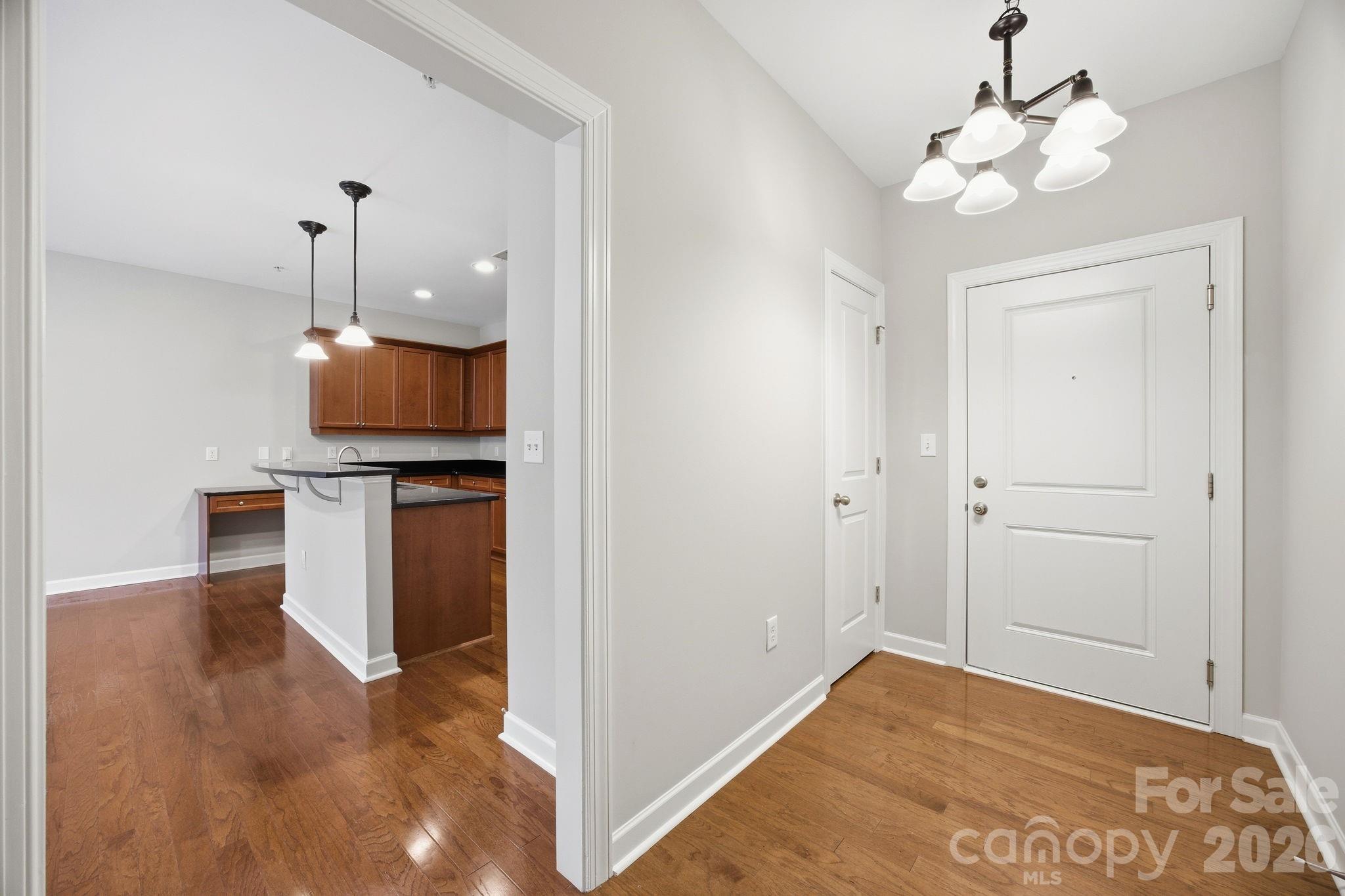 1903 Kenilworth Avenue 203a Property Photo 6