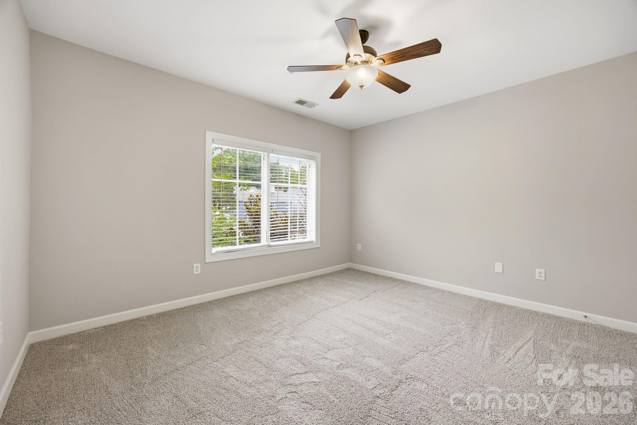 1903 Kenilworth Avenue 203a Property Photo 17