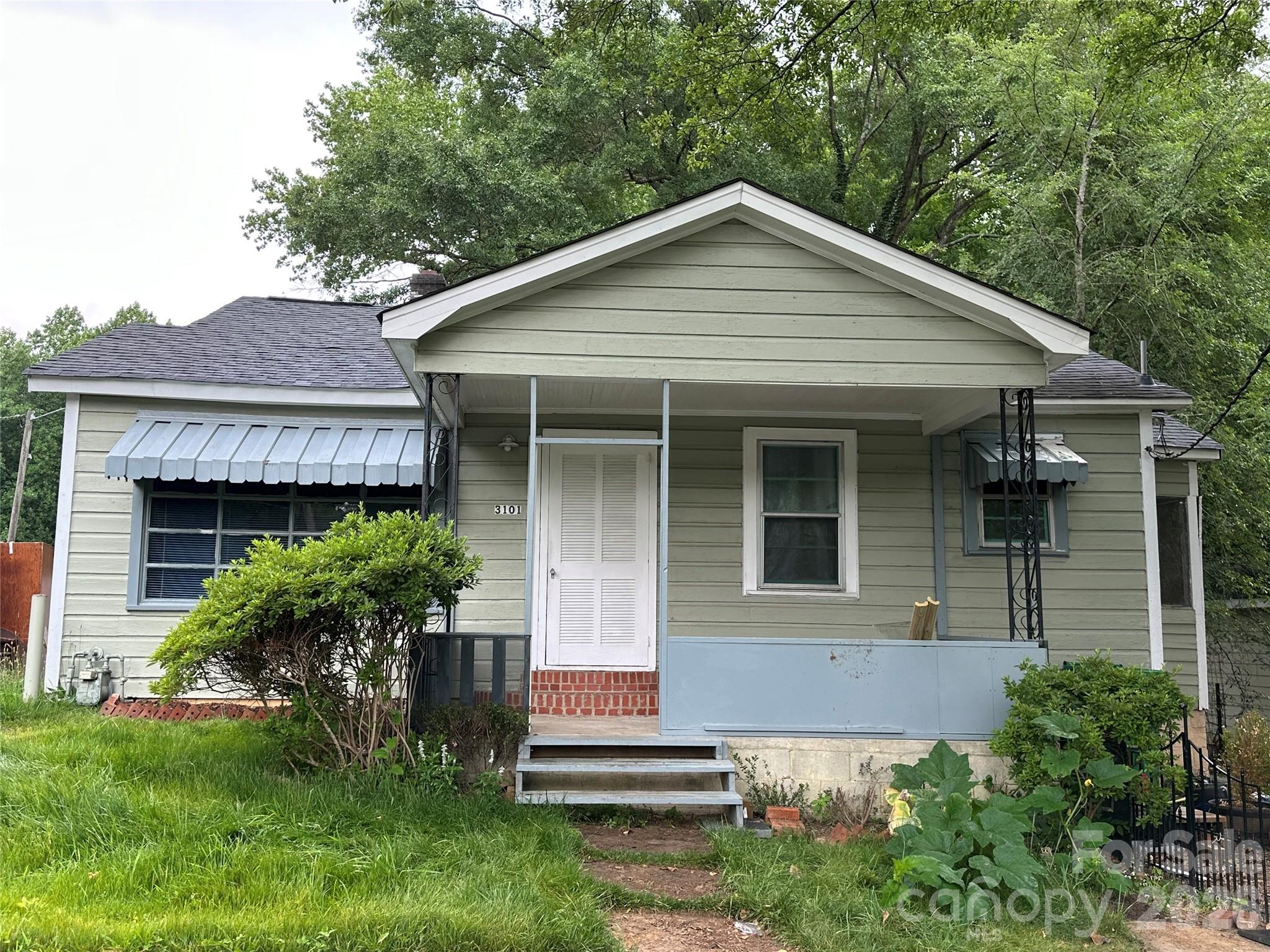 3101 Ridge Avenue Property Photo 1