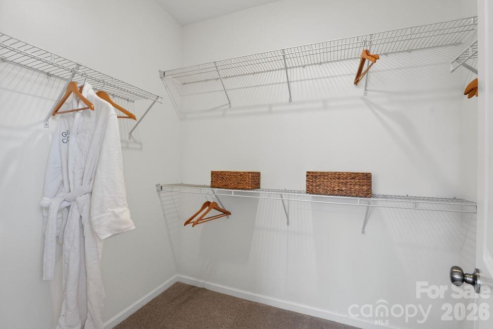 556 Silver Star Boulevard Property Photo 21