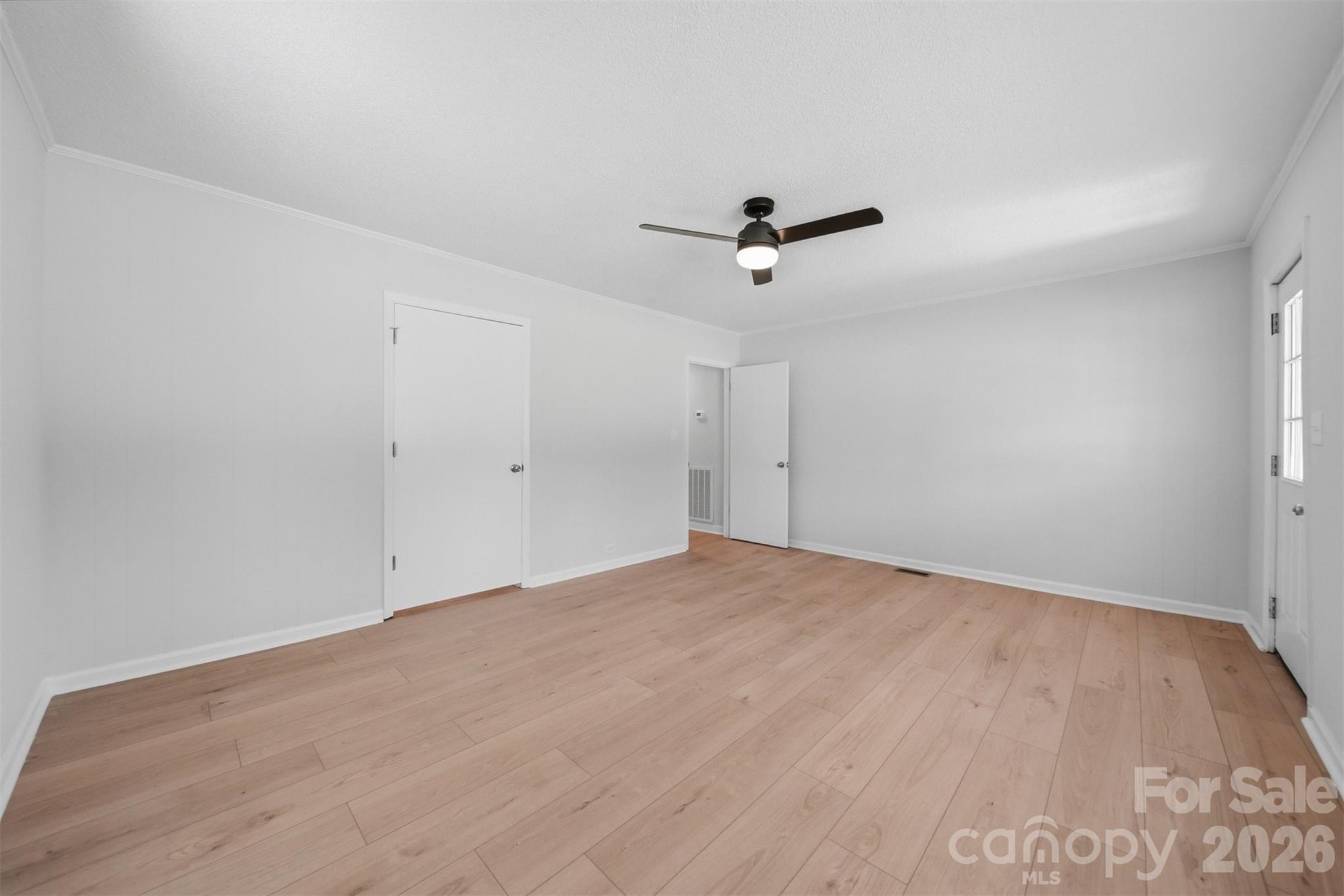 1303 S Sterling Street Property Photo 4