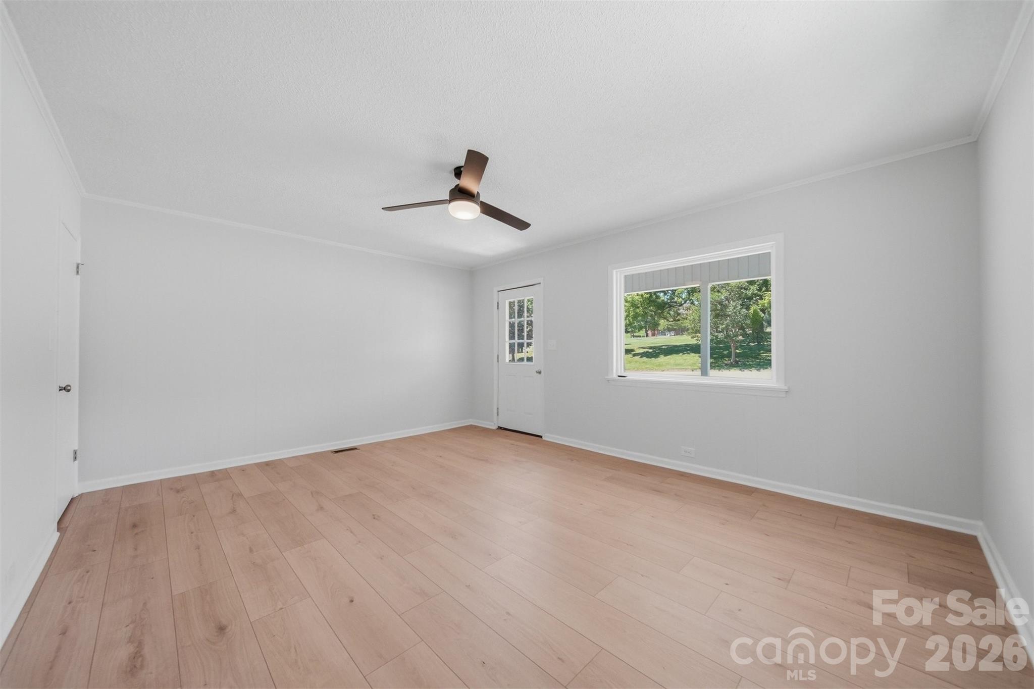 1303 S Sterling Street Property Photo 5