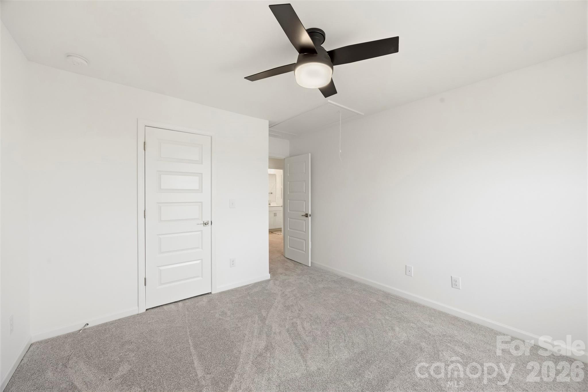 152 Lancashire Court Property Photo 28