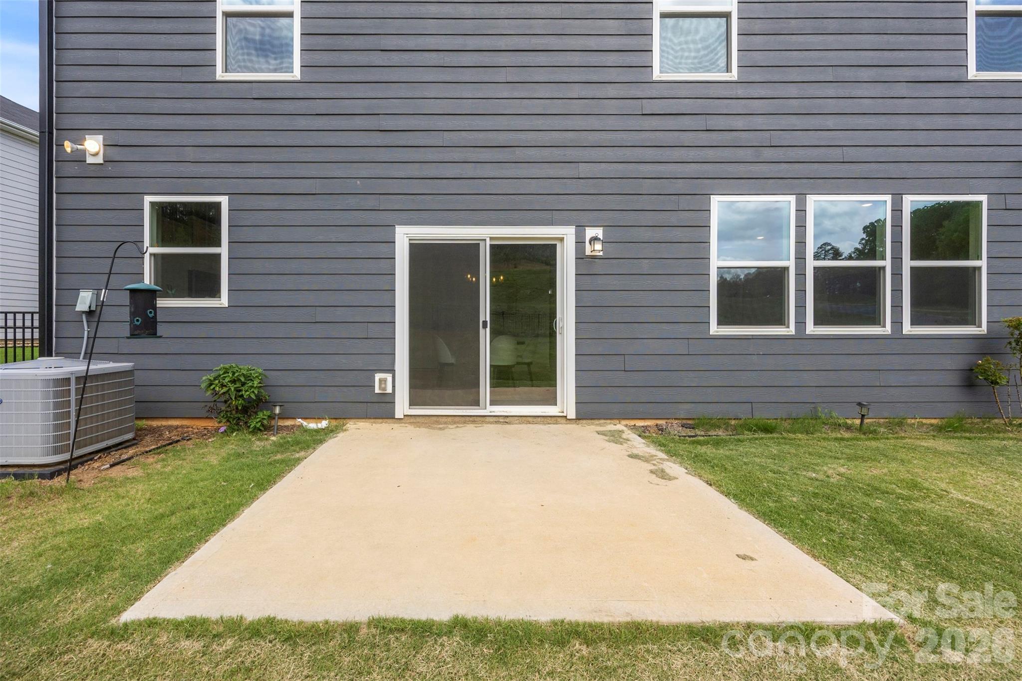 152 Lancashire Court Property Photo 34