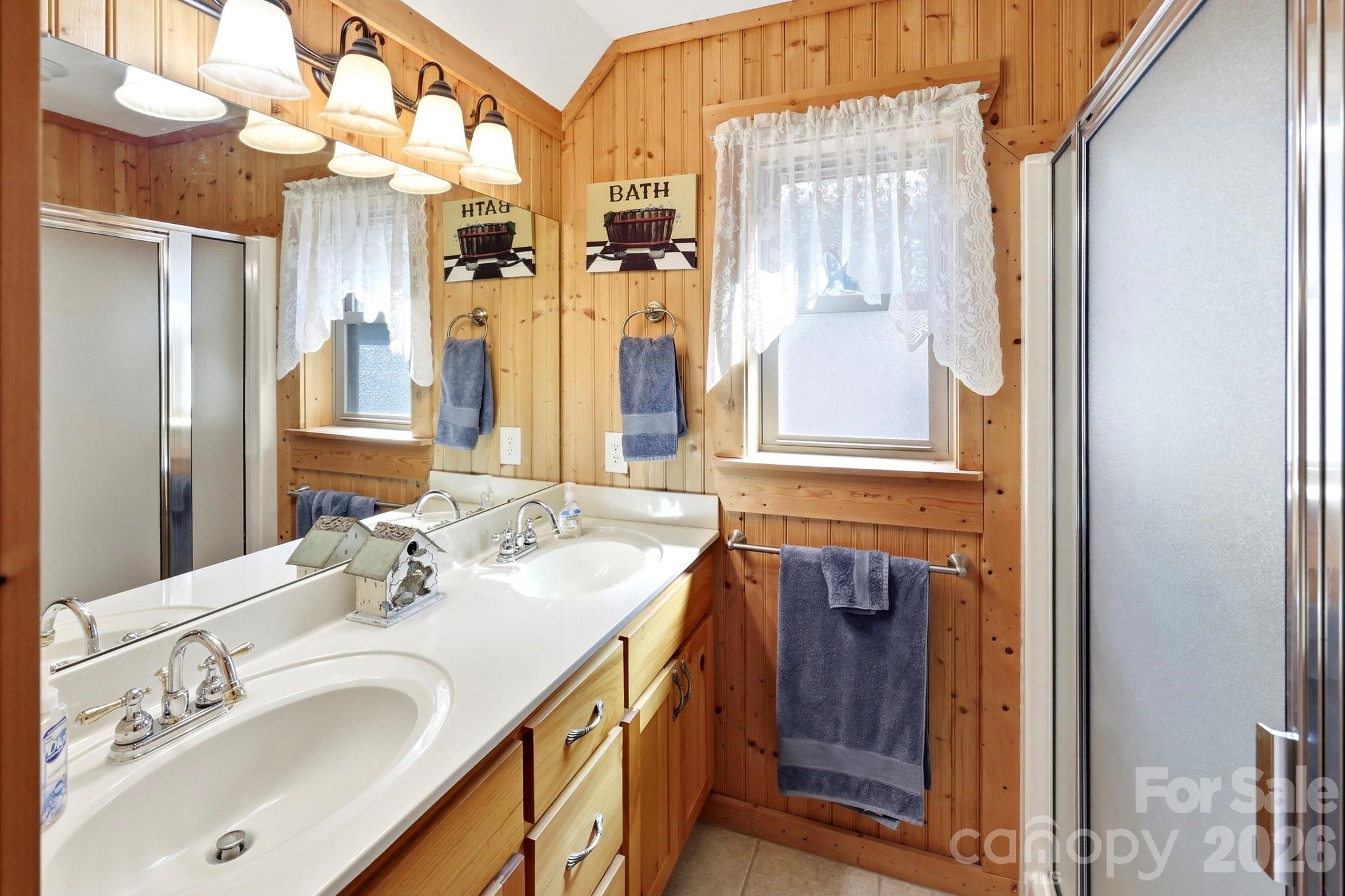 603 Laurel Lakes Parkway Property Photo 17
