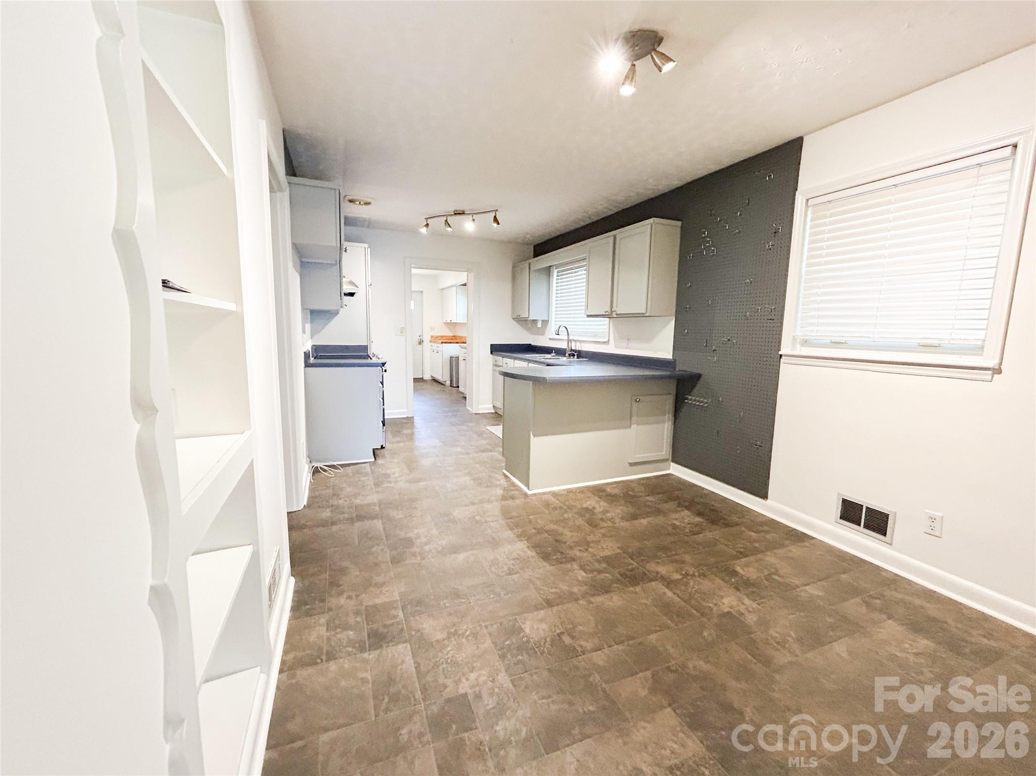 119 Hillcrest Street Property Photo 4