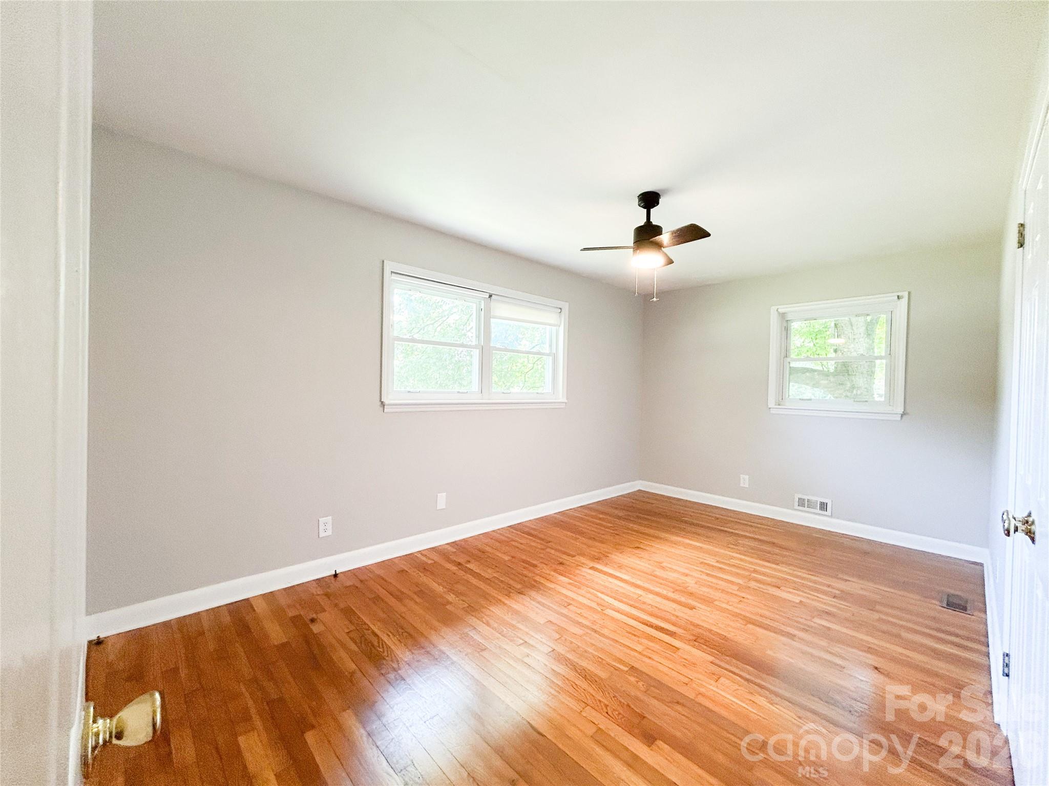 119 Hillcrest Street Property Photo 13