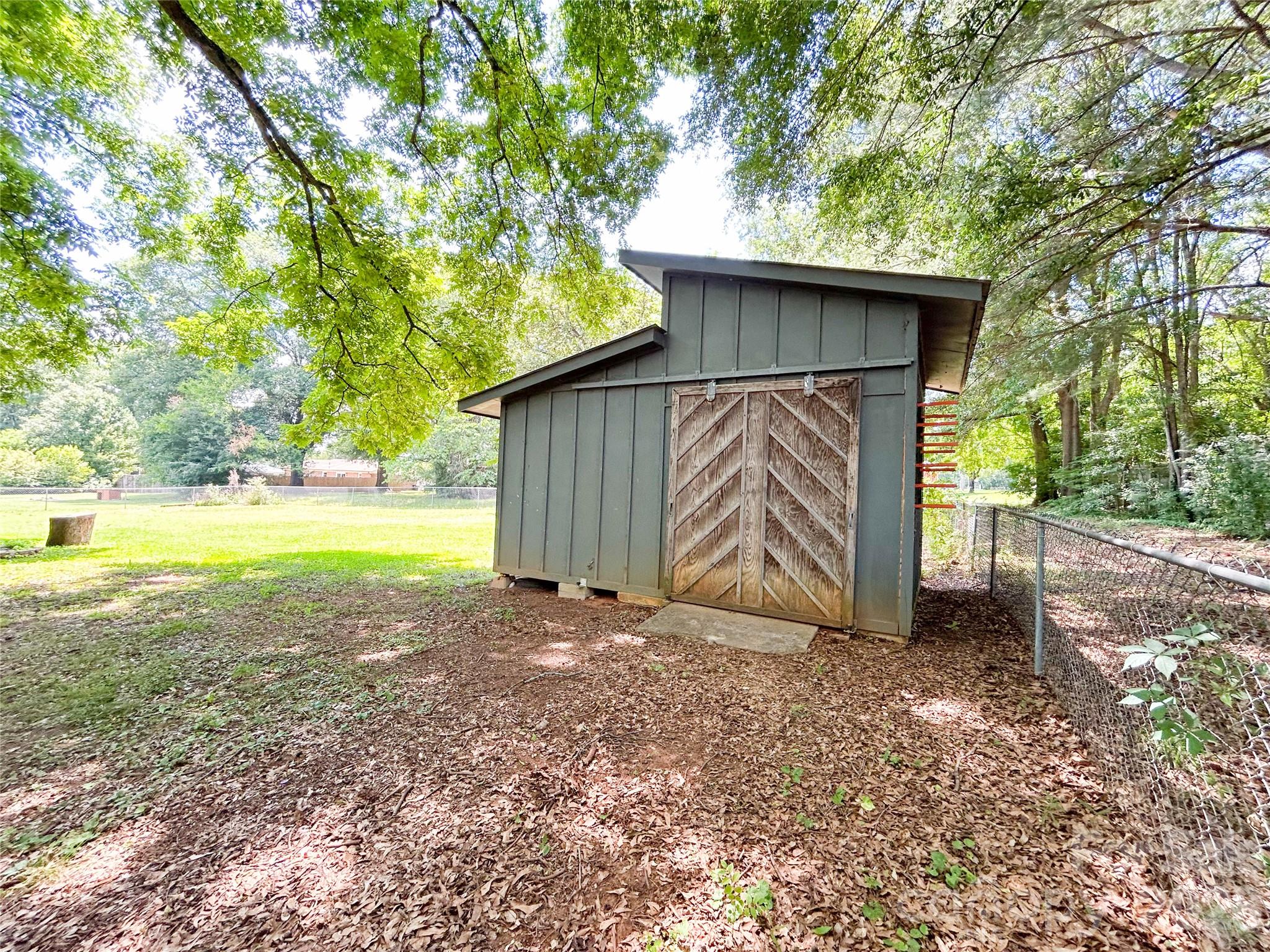 119 Hillcrest Street Property Photo 22