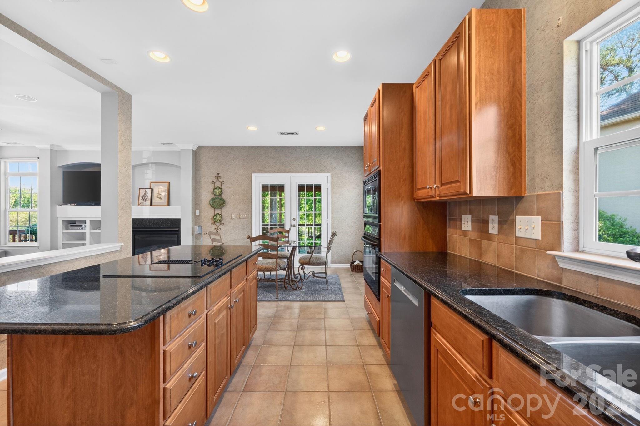 15936 Northstone Drive Property Photo 14