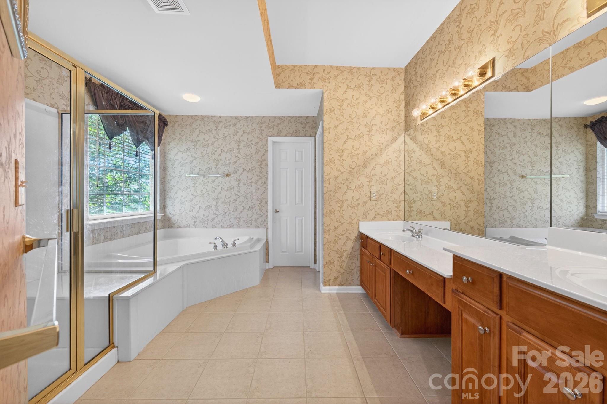 15936 Northstone Drive Property Photo 27