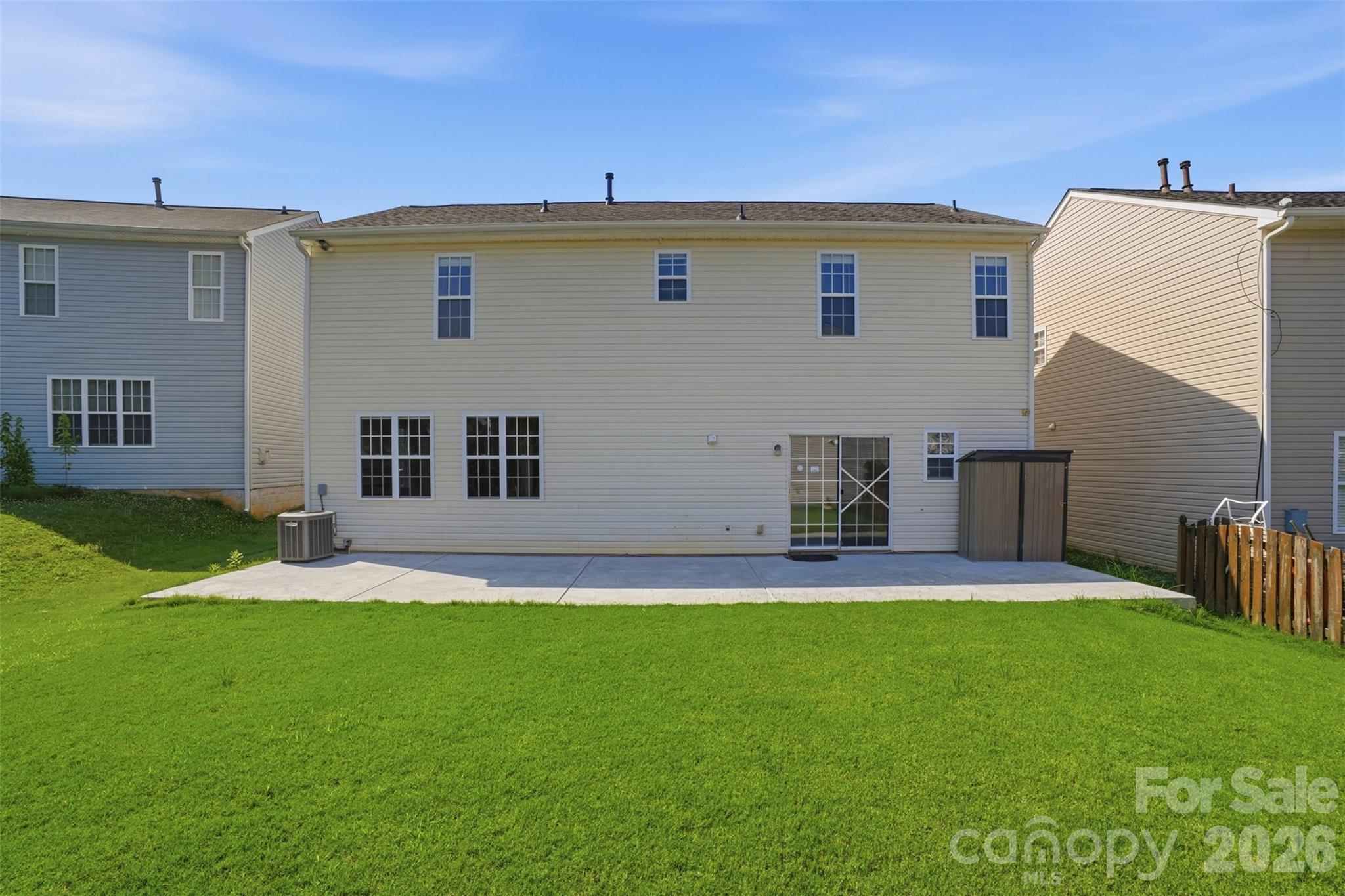17425 Westmill Lane Property Photo 7