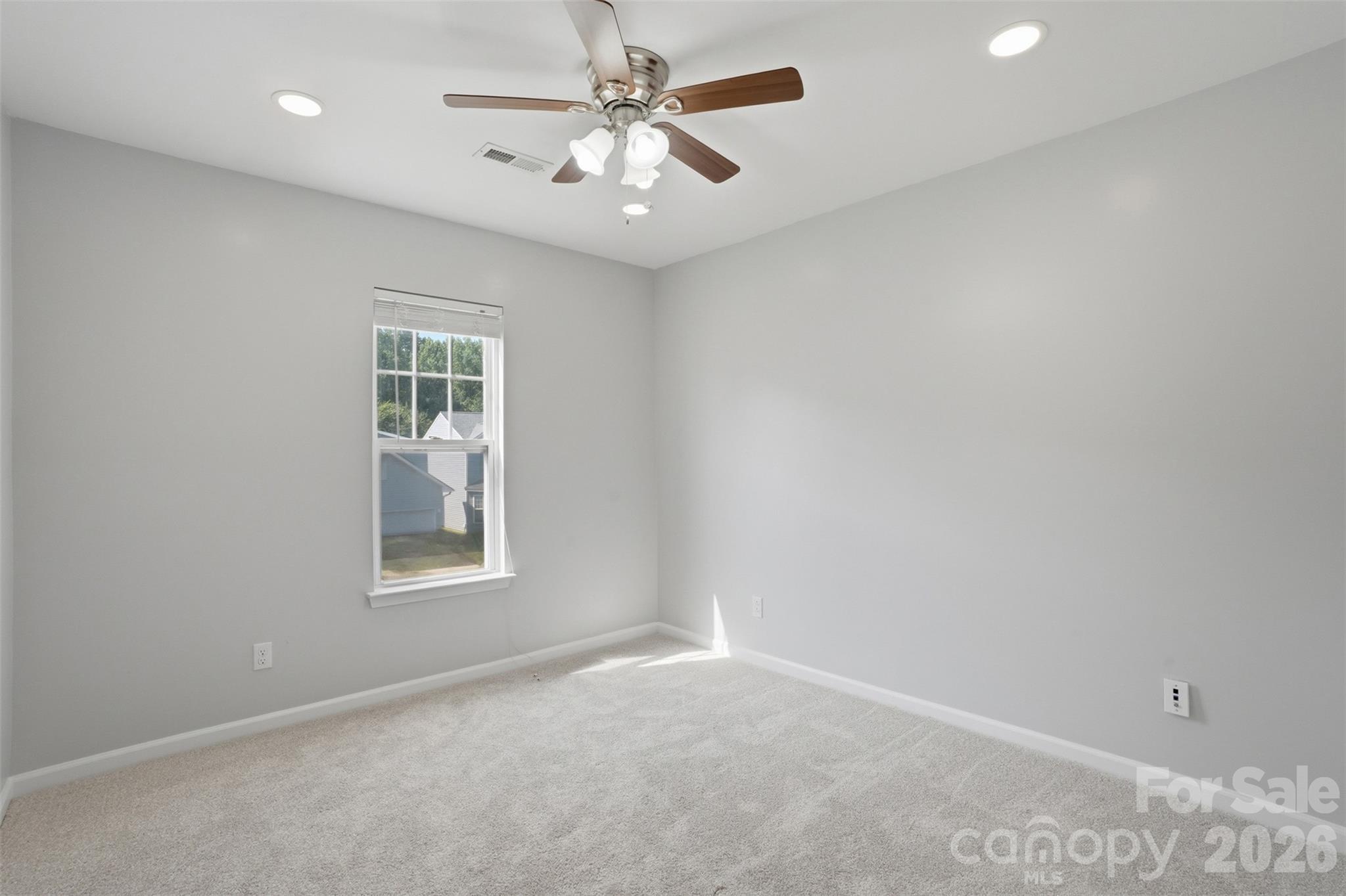 17425 Westmill Lane Property Photo 32