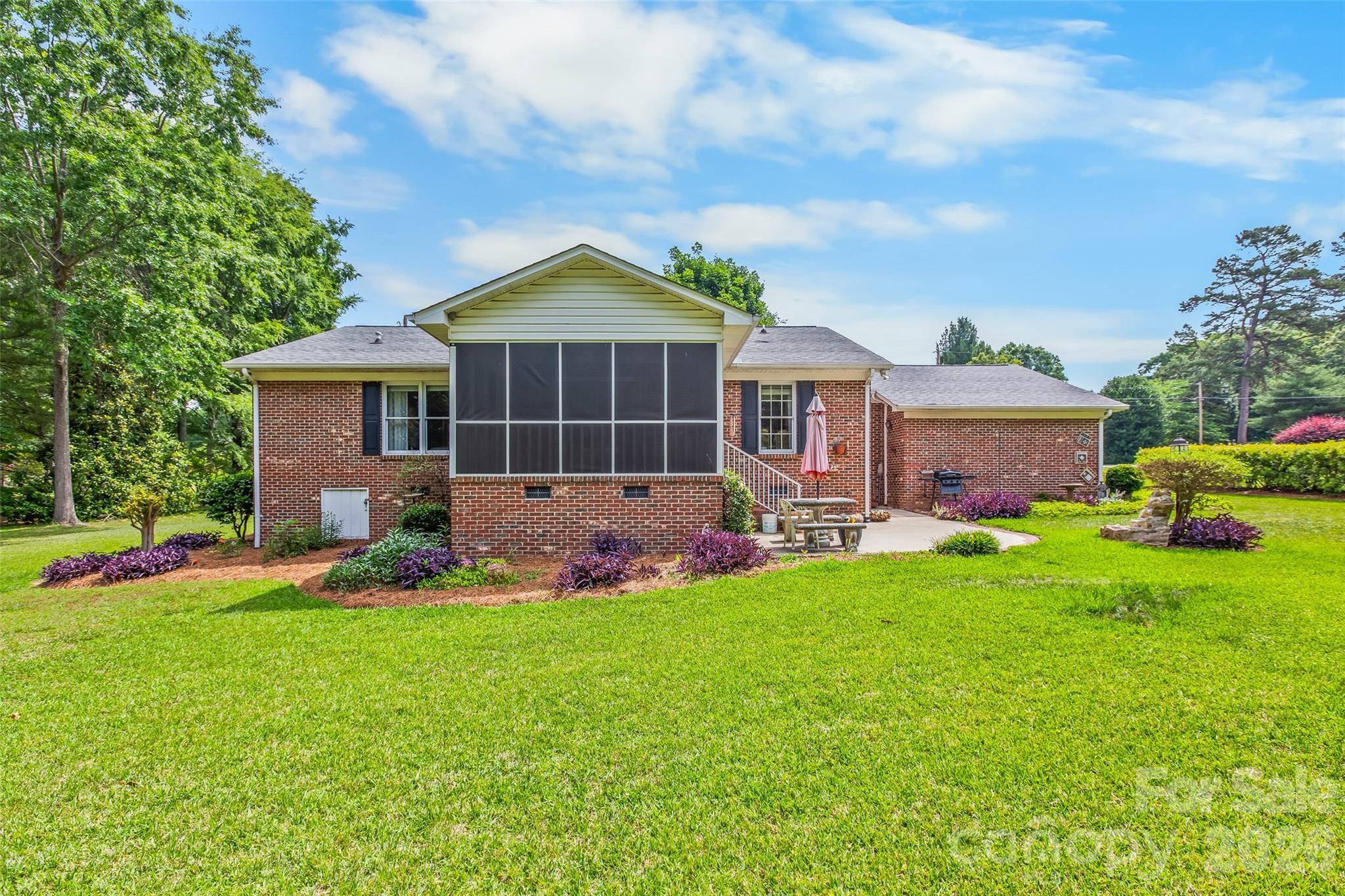 115 Woodland Drive Property Photo 12