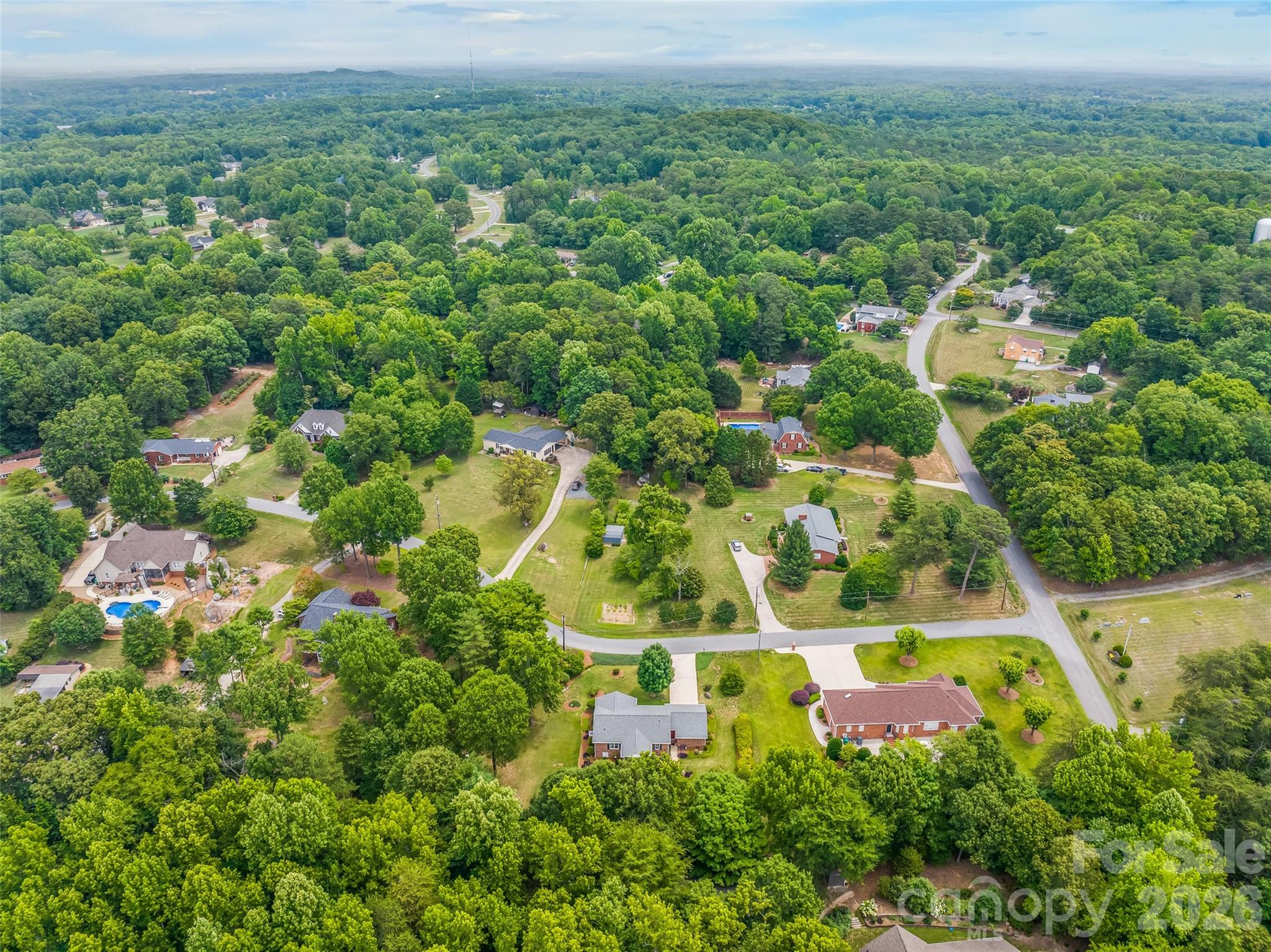 115 Woodland Drive Property Photo 40