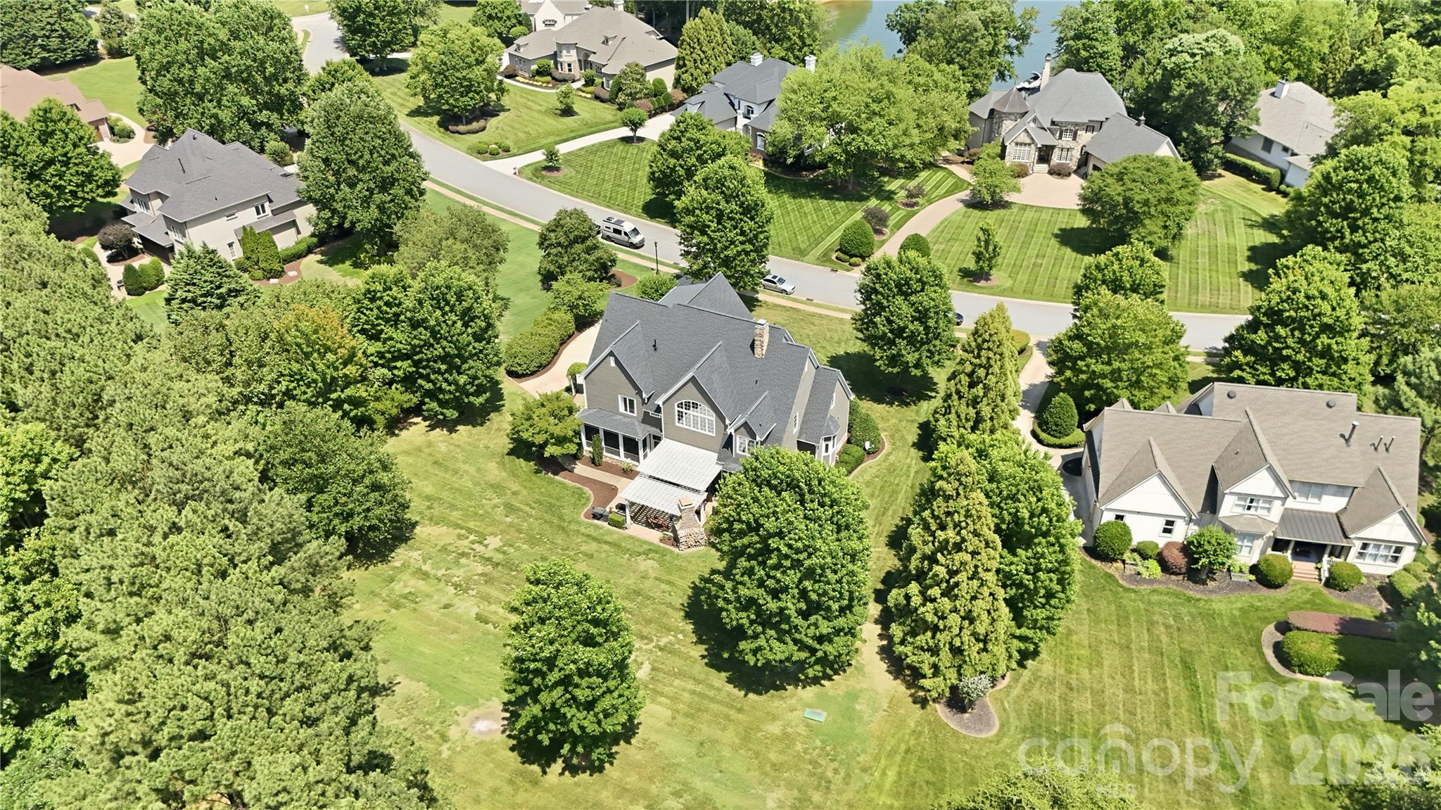 161 Cape Cod Way Property Photo 6