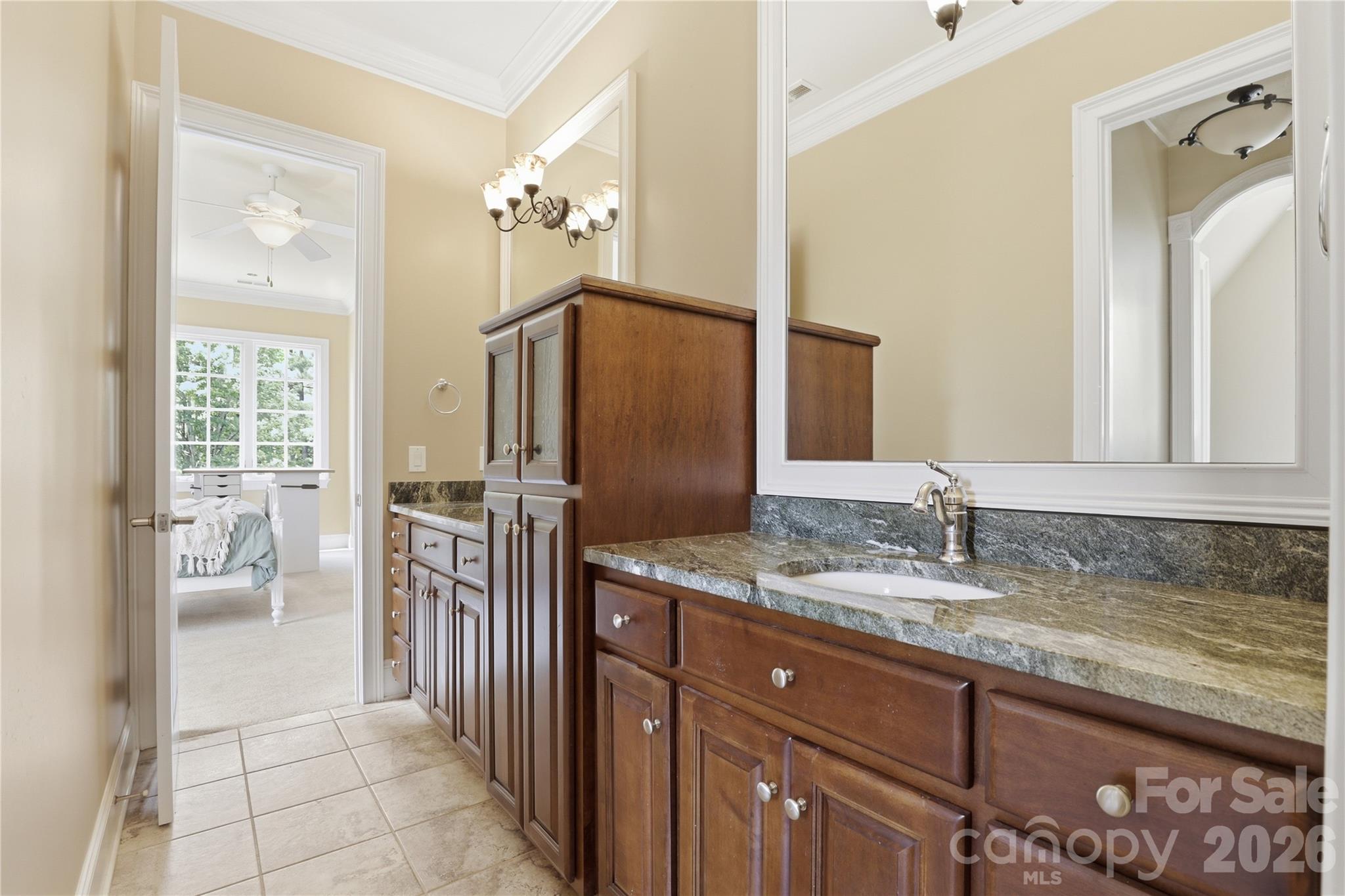 161 Cape Cod Way Property Photo 33