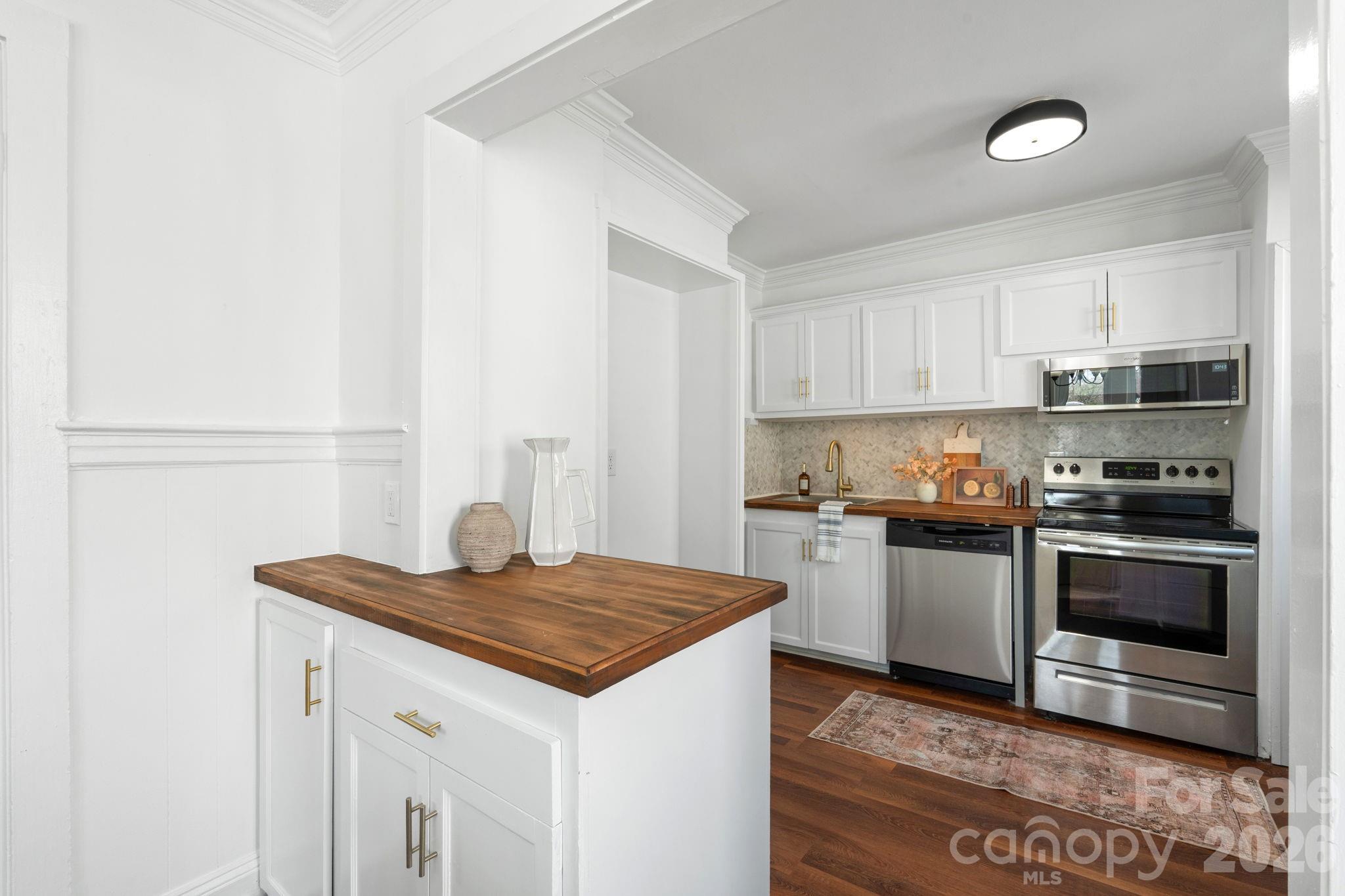 4 Elliott Drive Property Photo 17