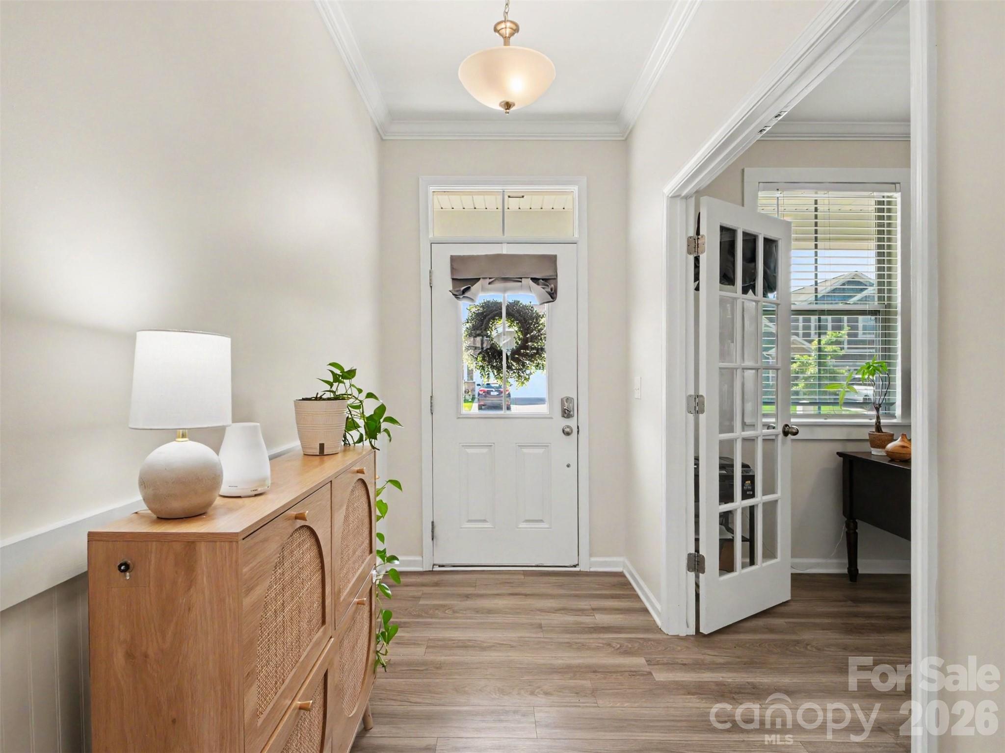 1331 Tollcross Road Property Photo 4
