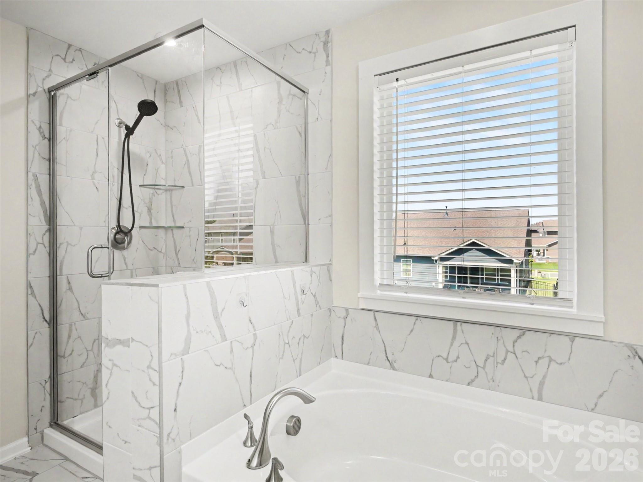 1331 Tollcross Road Property Photo 22