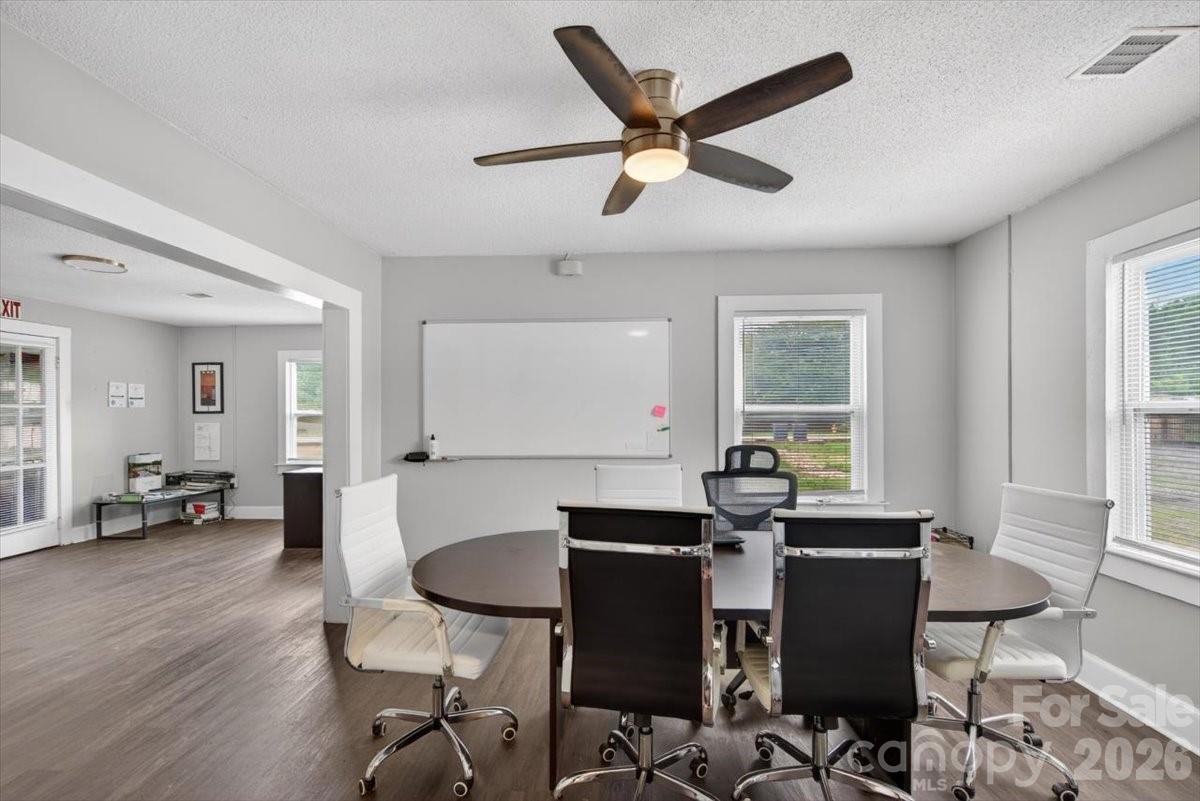 16008 Old Statesville Road Property Photo 15