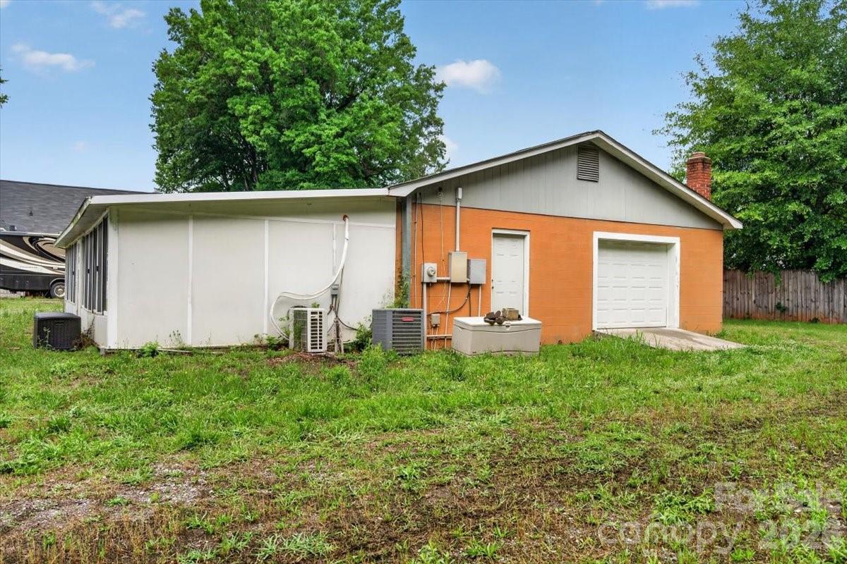 16008 Old Statesville Road Property Photo 37