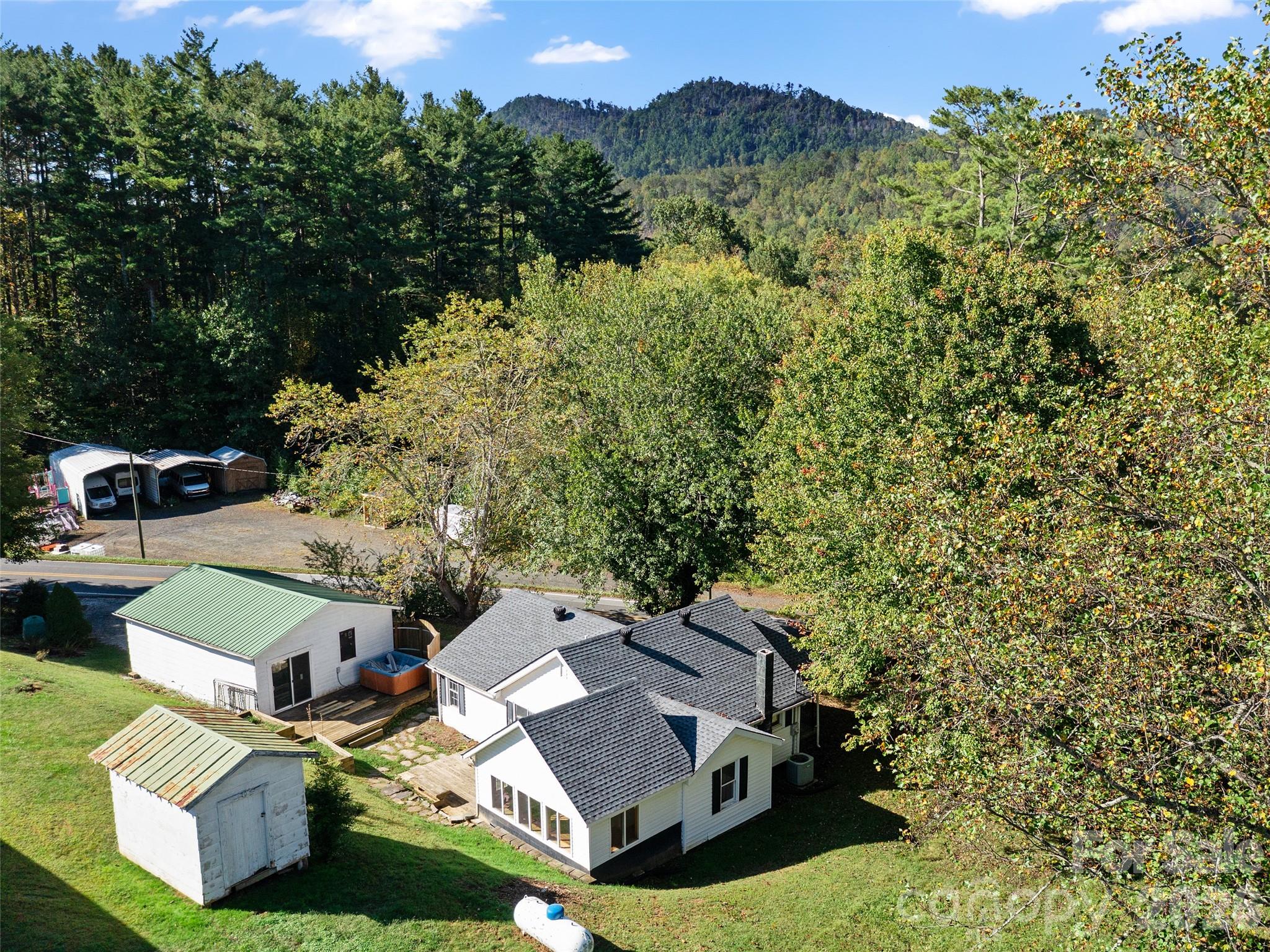 370 Bear Creek Church Road Property Photo 2