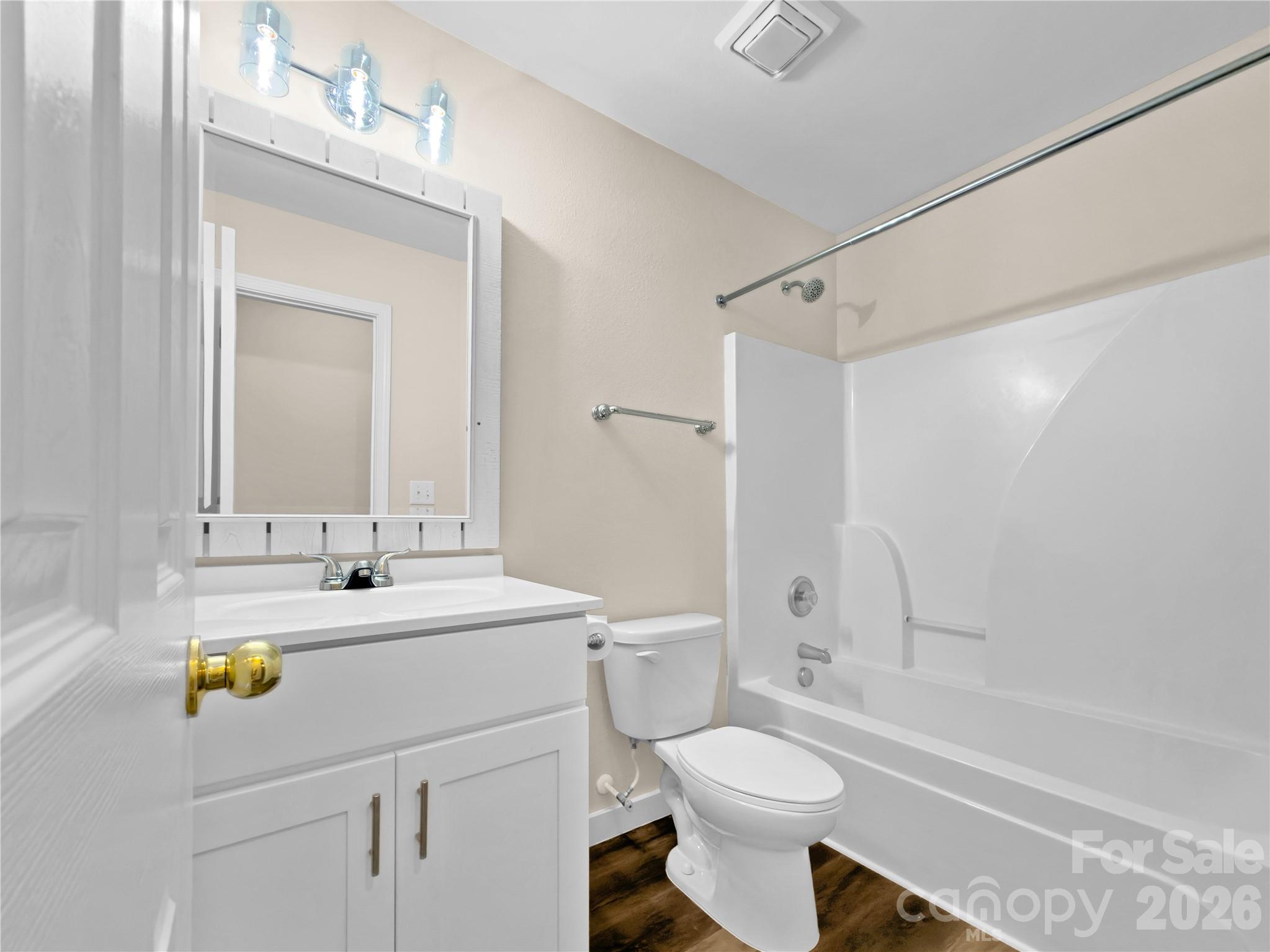 1843 Rustic Barn Drive Property Photo 11