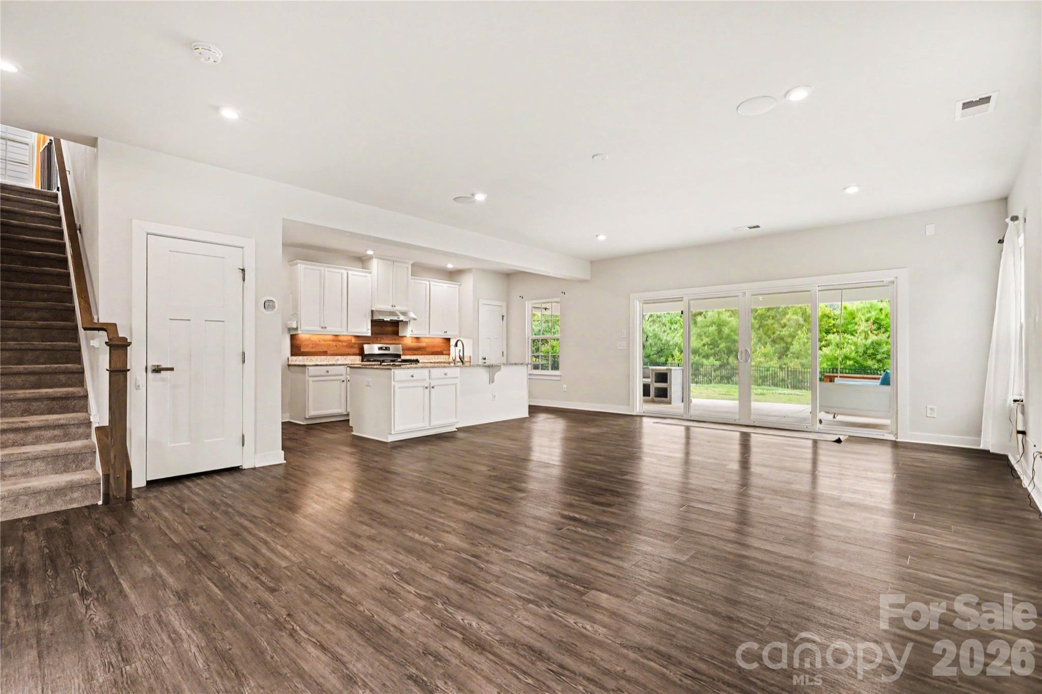 134 Tetcott Street Property Photo 8