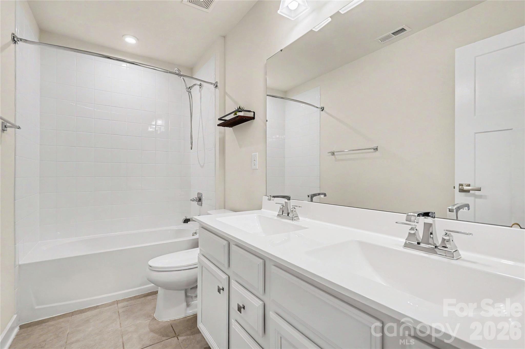 134 Tetcott Street Property Photo 34