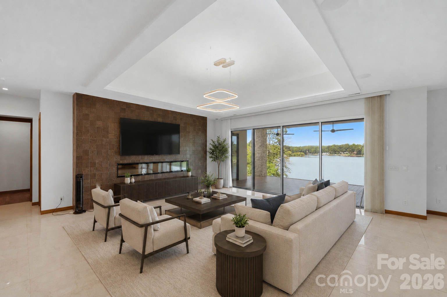 7272 Lynbrook Circle Property Photo 1