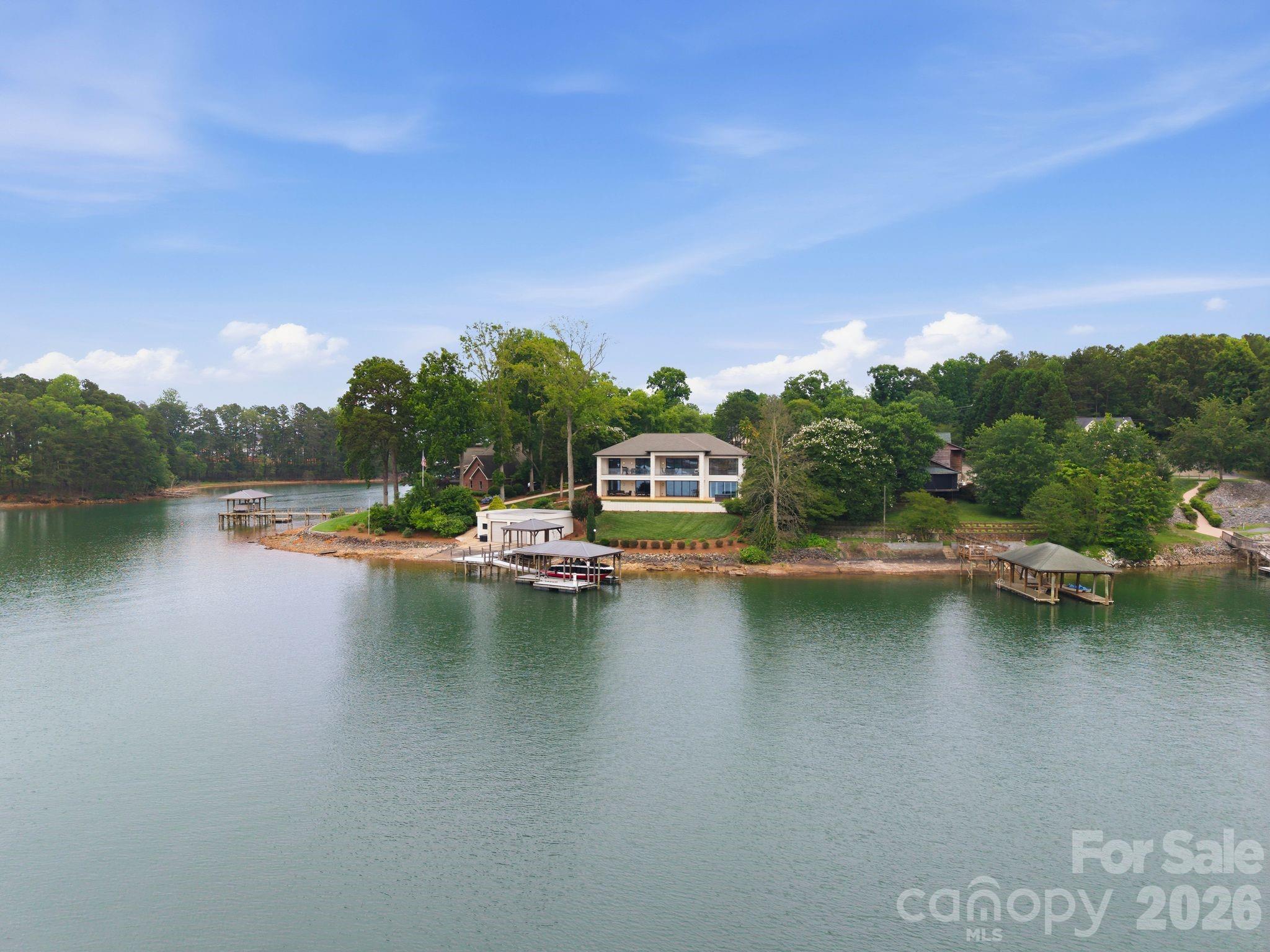7272 Lynbrook Circle Property Photo 6