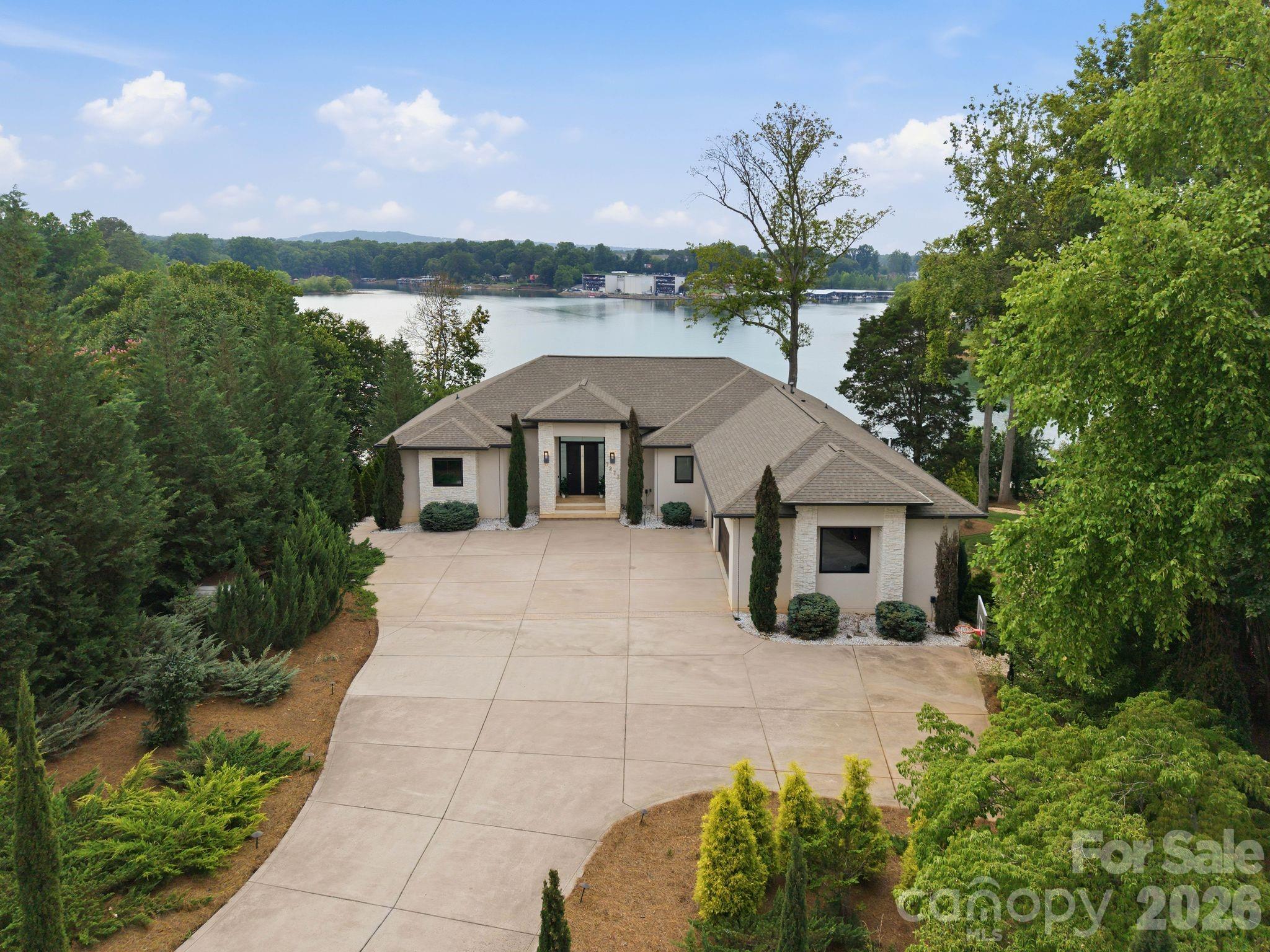 7272 Lynbrook Circle Property Photo 11