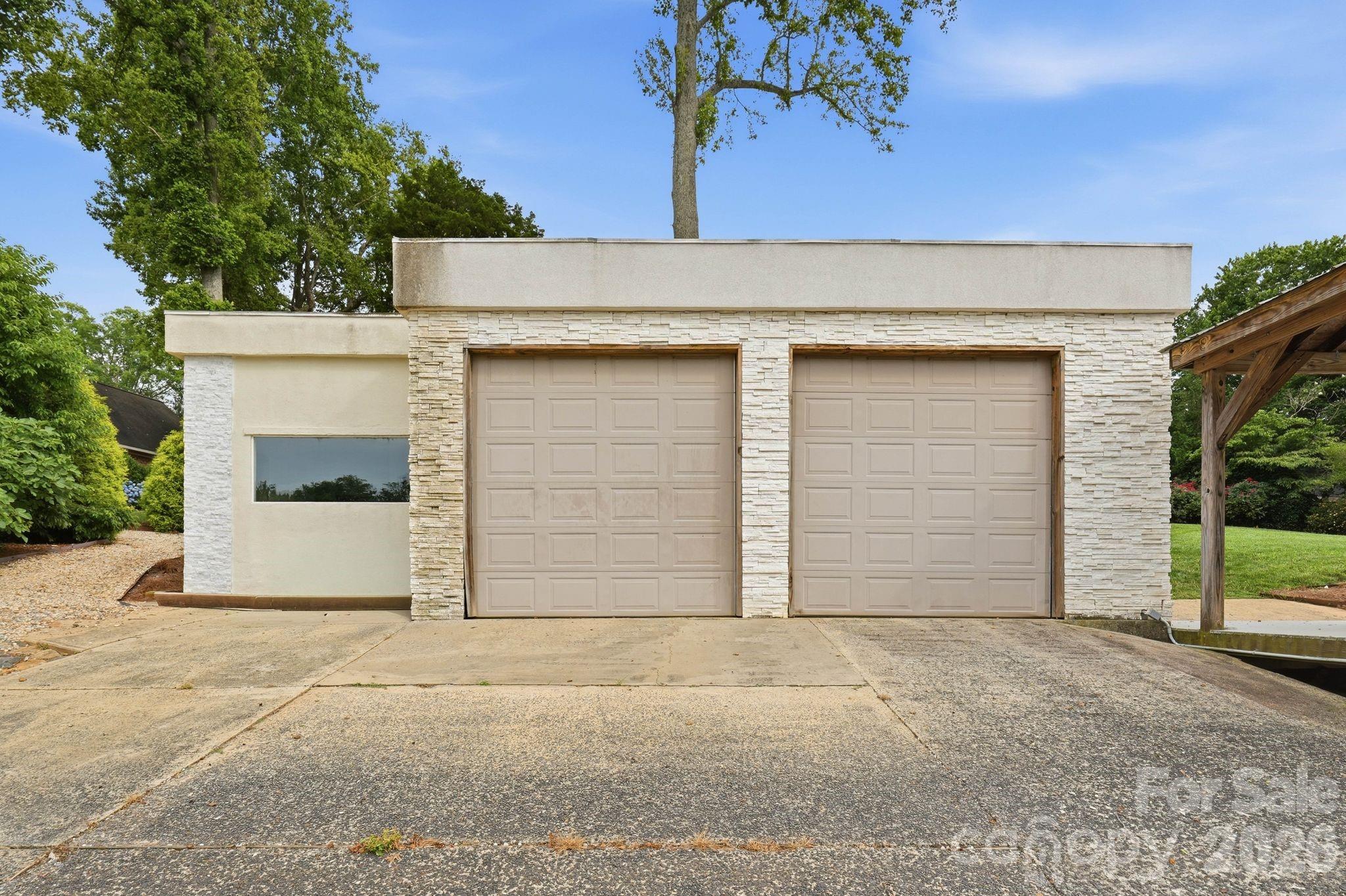 7272 Lynbrook Circle Property Photo 17