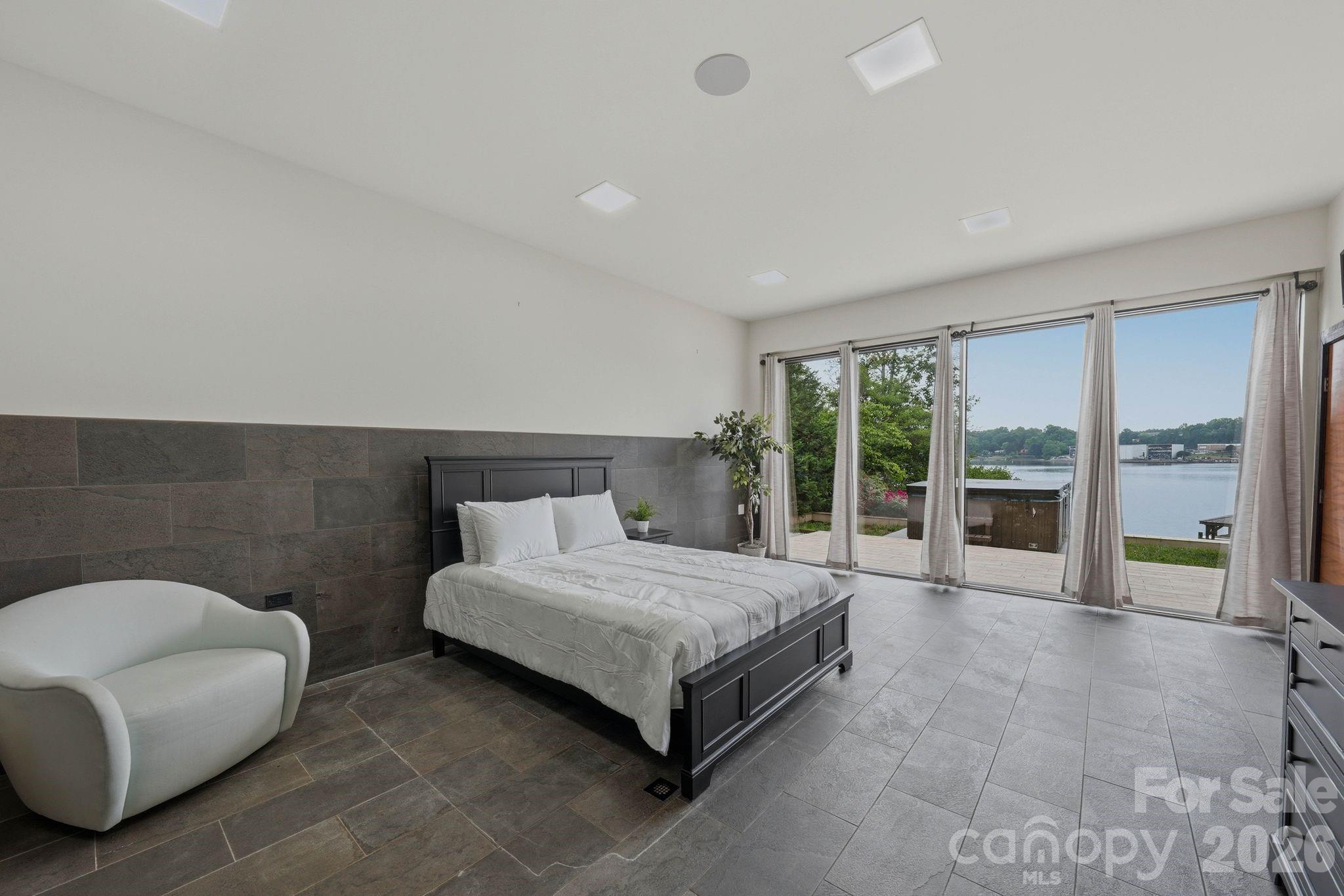 7272 Lynbrook Circle Property Photo 28