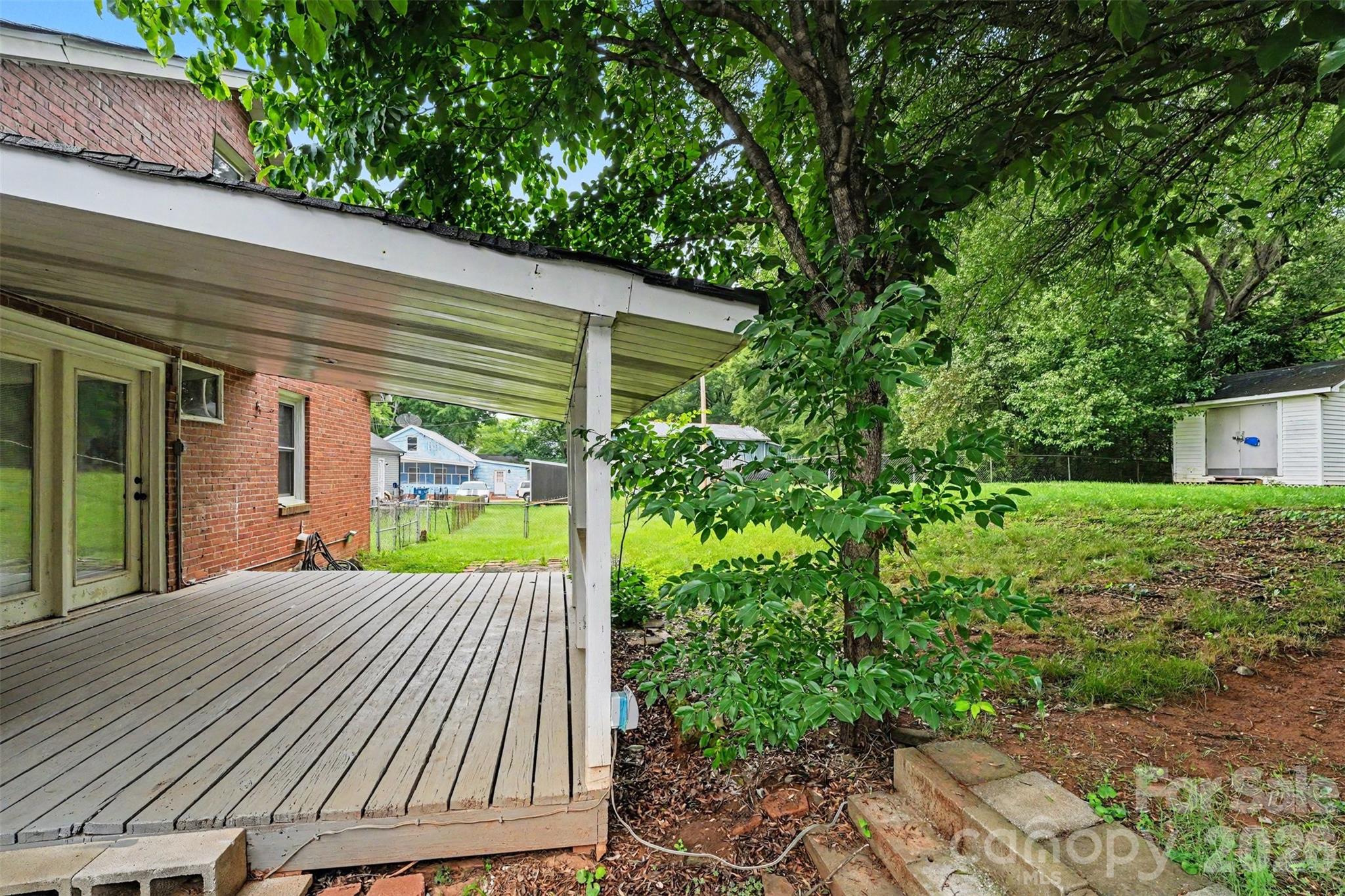 517 N Carolina Avenue Property Photo 17