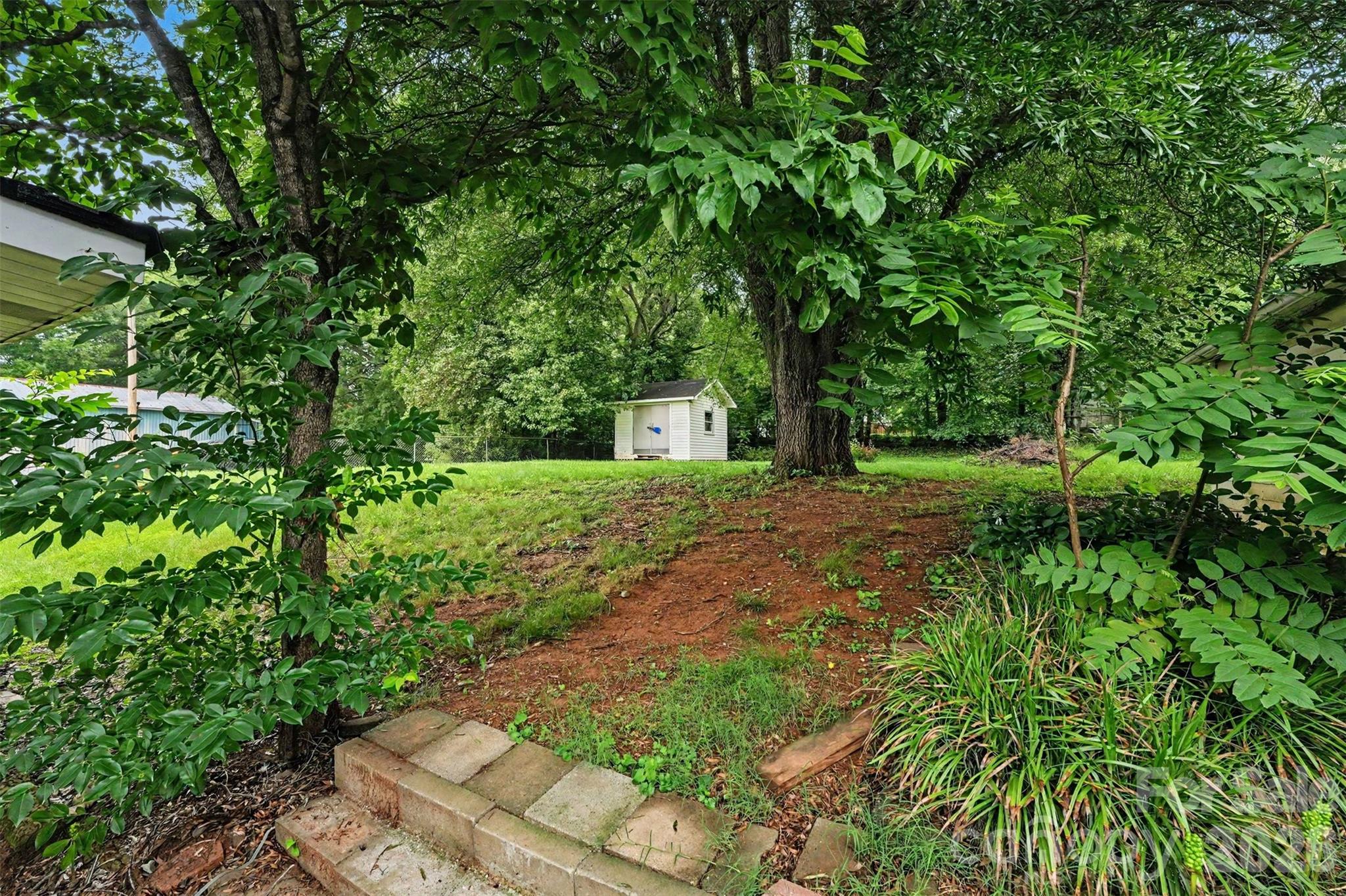 517 N Carolina Avenue Property Photo 18