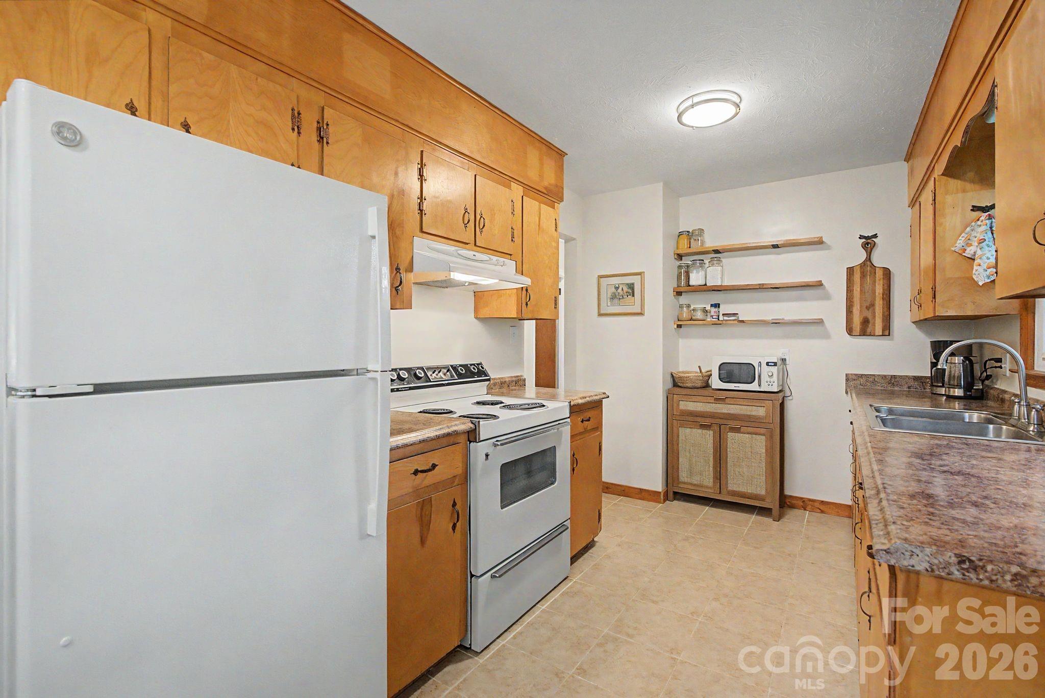 53 Merion Drive Property Photo 11