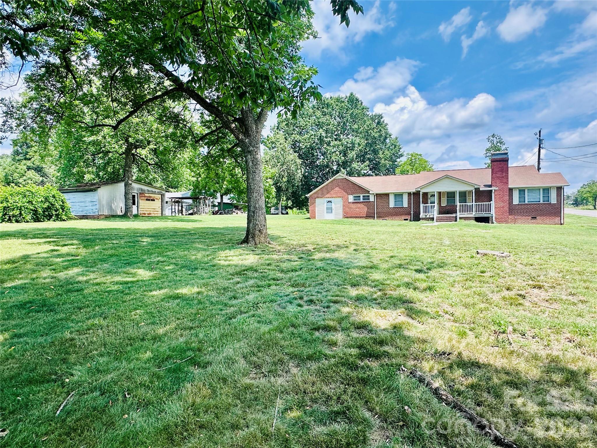 2150 Mary Street Property Photo 3