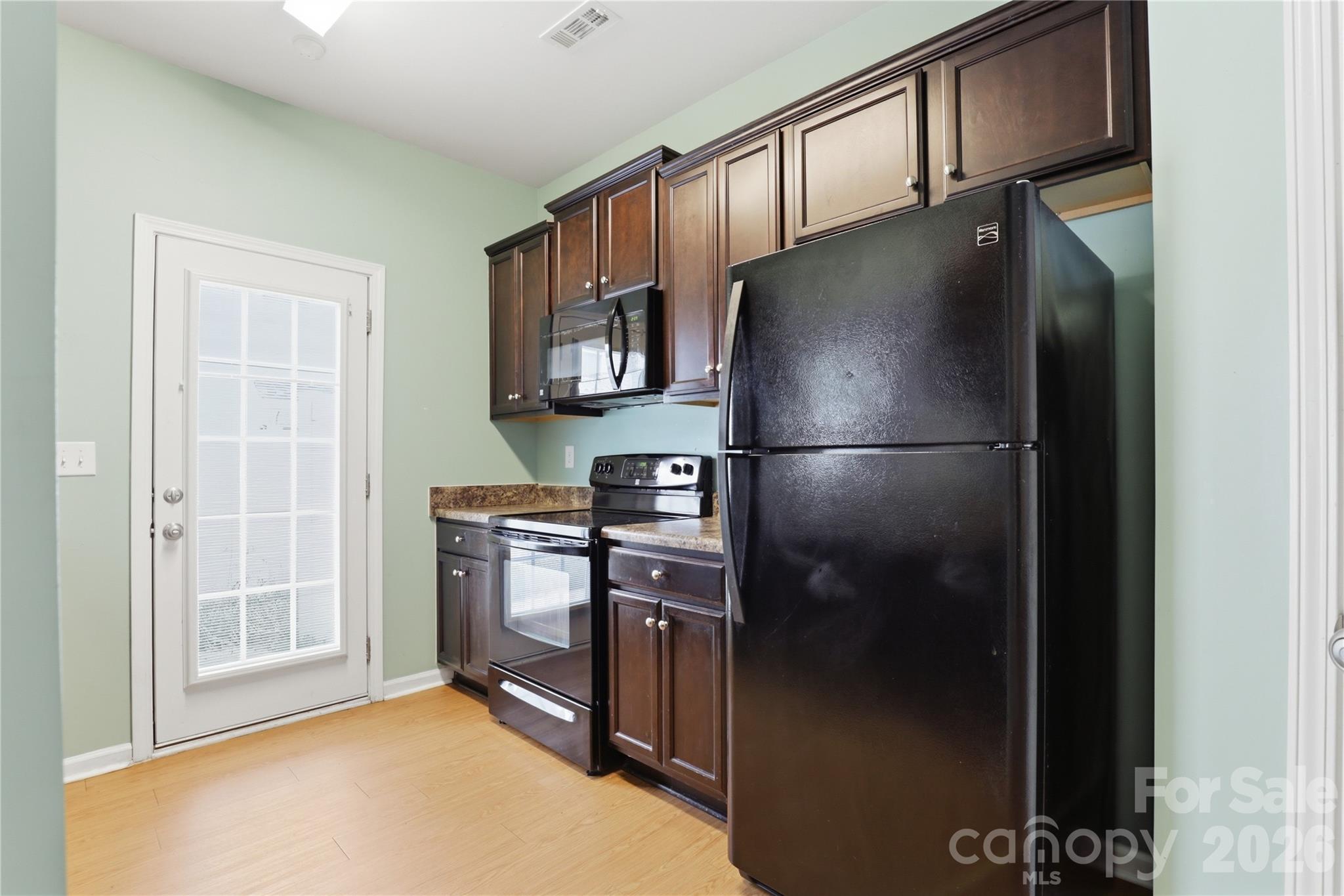 3627 Danvers Street Property Photo 5