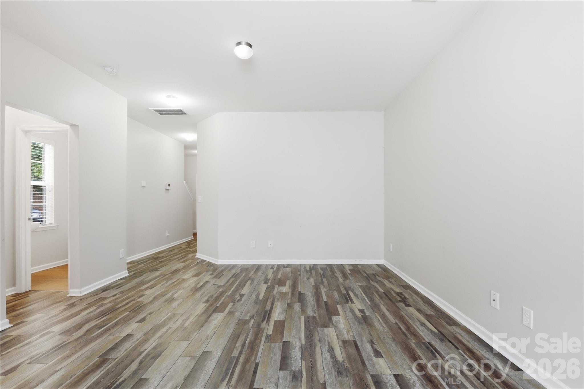 3627 Danvers Street Property Photo 9