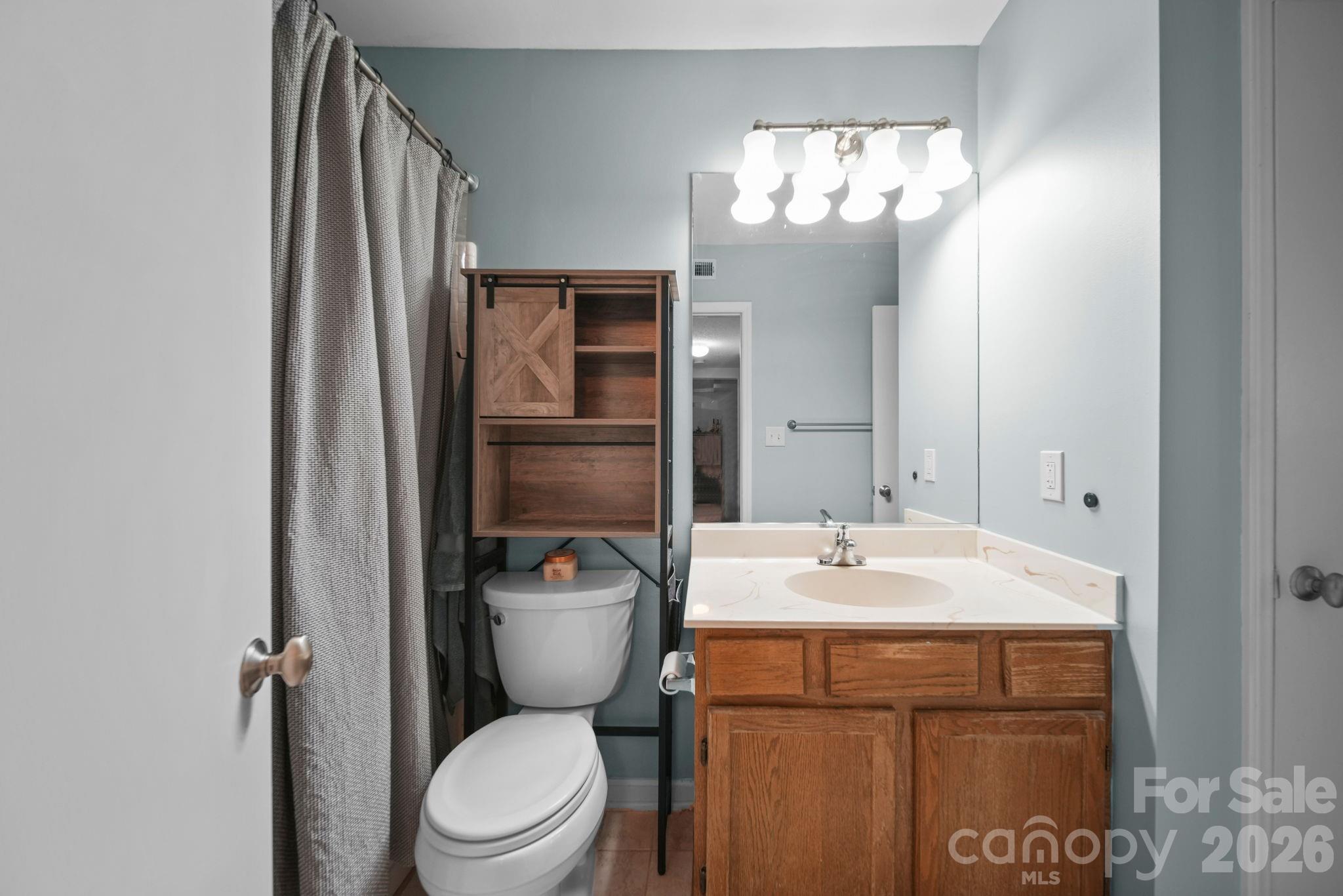 6049 Green Forest Drive Property Photo 13