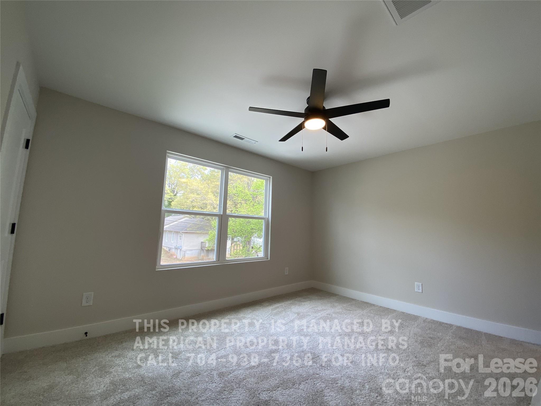 840 S 4th Street B Property Photo 5