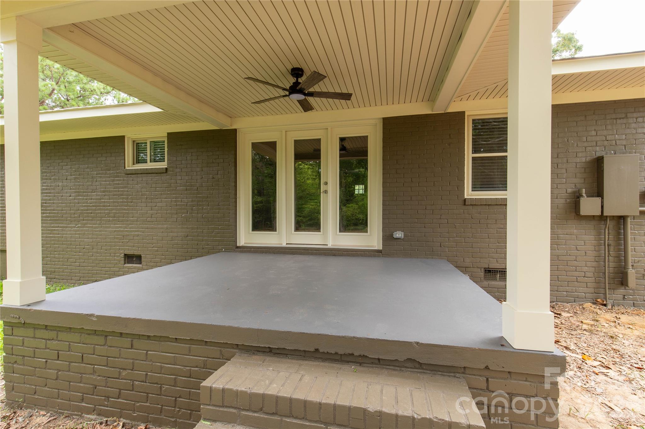 1297 Potter Road Property Photo 7