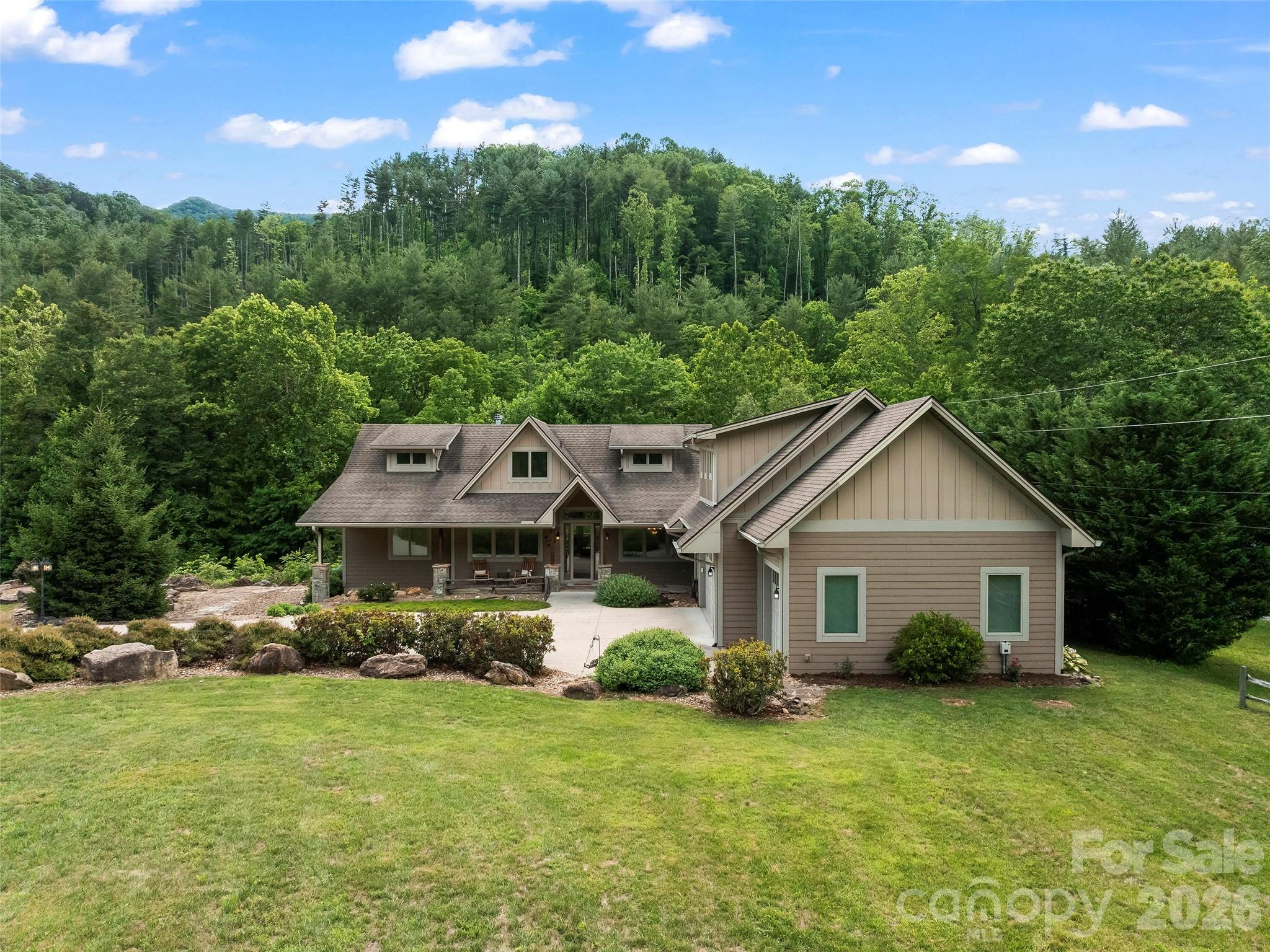 40 Shining Rock Drive Property Photo 45