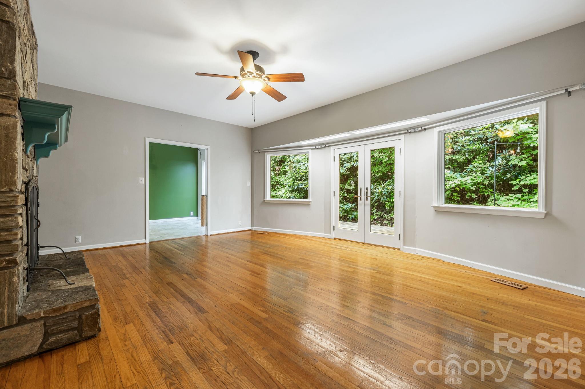 94 Paradise Cove Road Property Photo 11