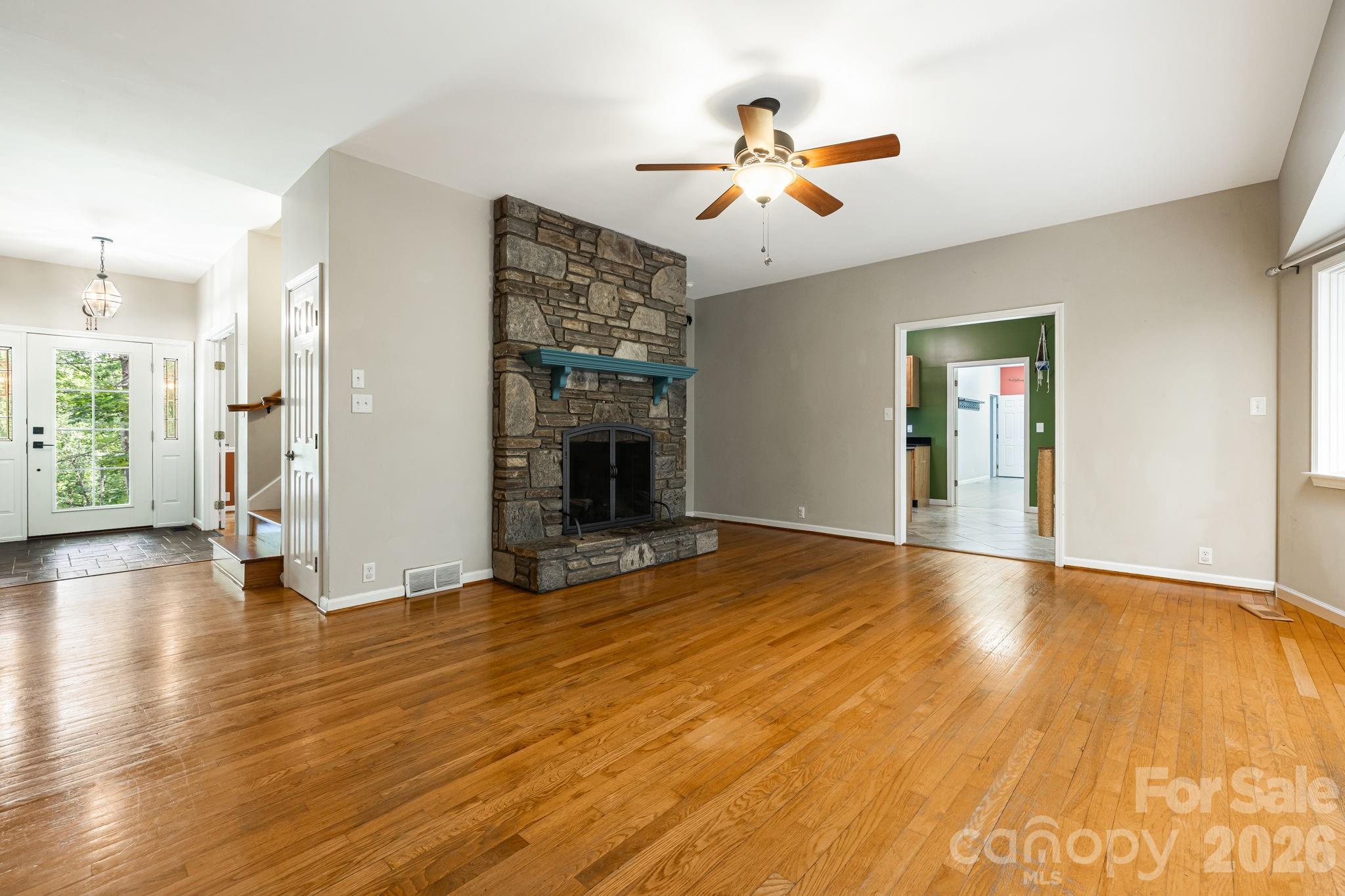 94 Paradise Cove Road Property Photo 12