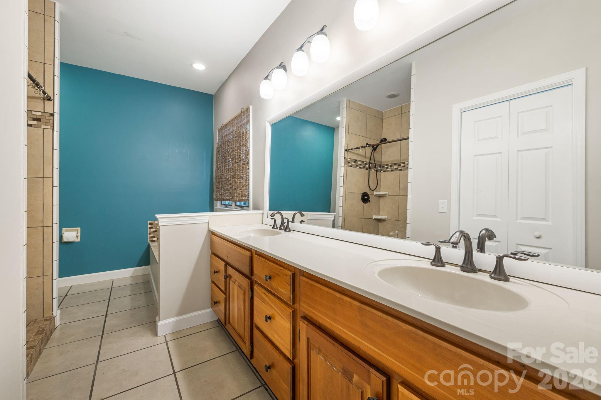 94 Paradise Cove Road Property Photo 28